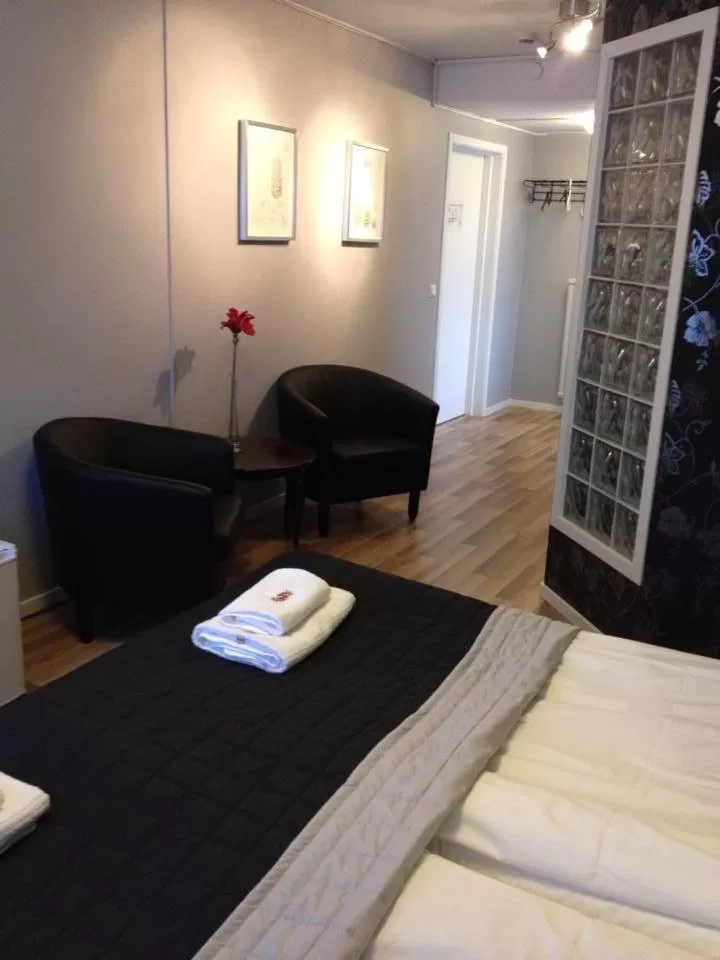 Bed in Hotell Marieberg