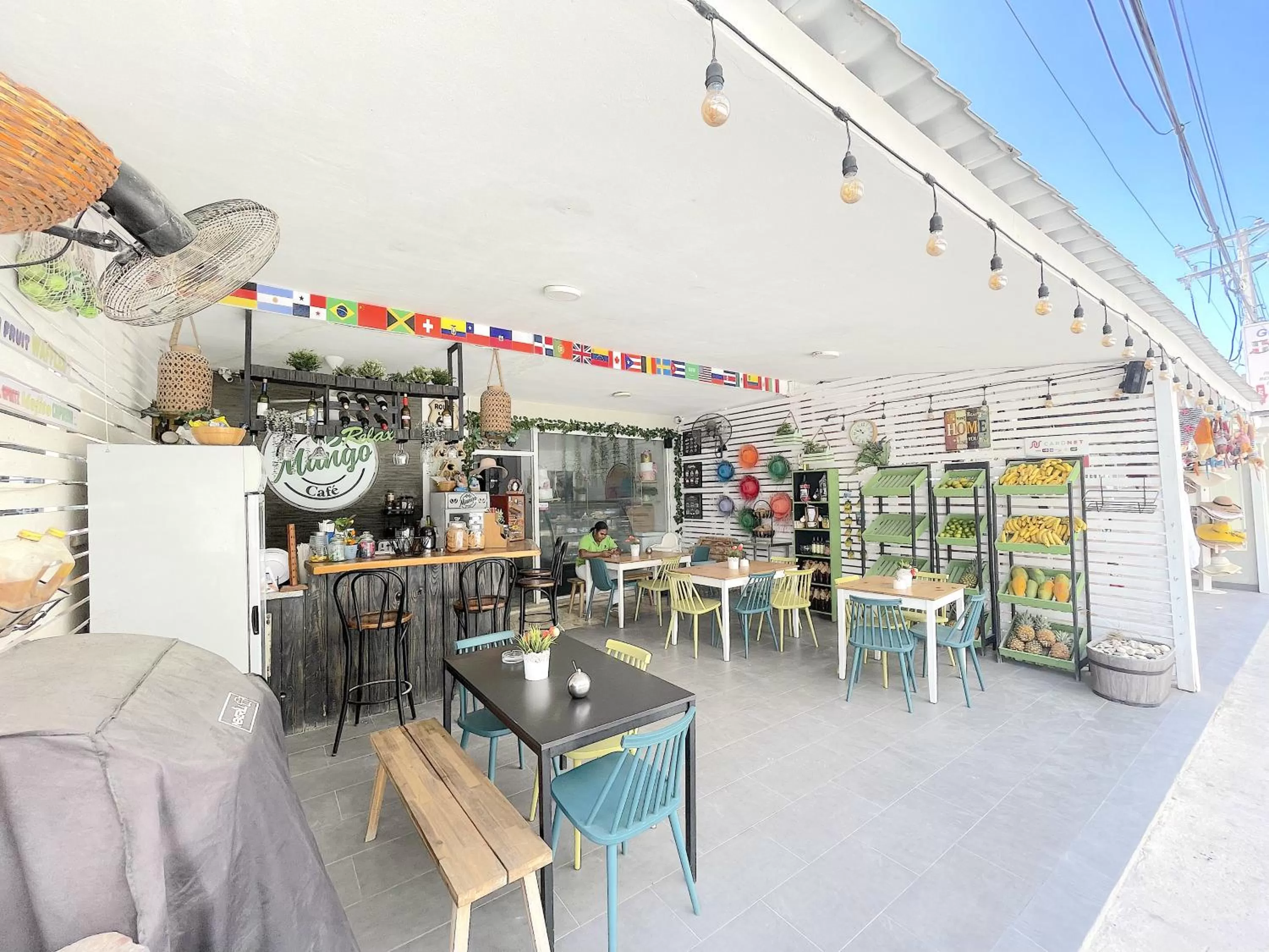 Restaurant/places to eat in Sol Caribe del MAR BEACH STUDIOS WiFi HOTEL Los Corales Bavaro La Altagracia BEACH CLUB & SPA