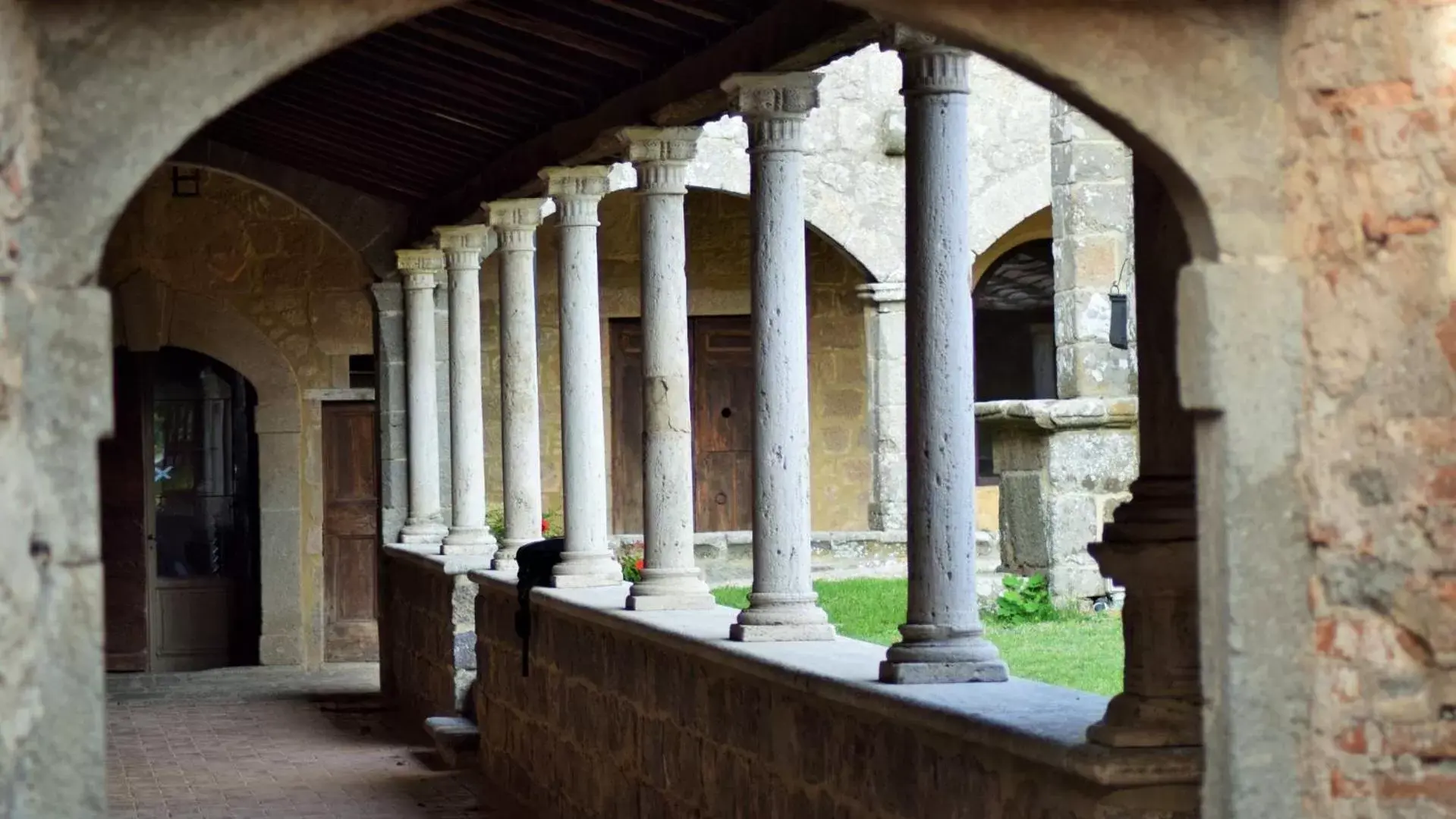 Facade/entrance in Convento San Bartolomeo