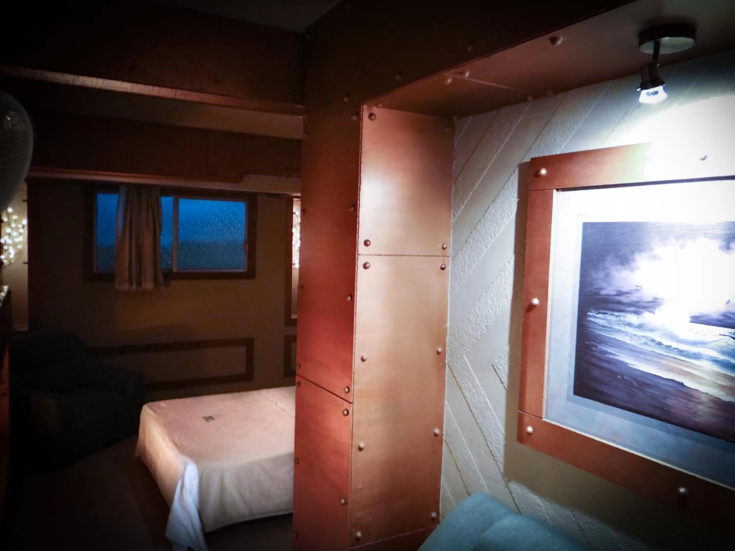 TV/Entertainment Center in Silmar Hotel/Motel