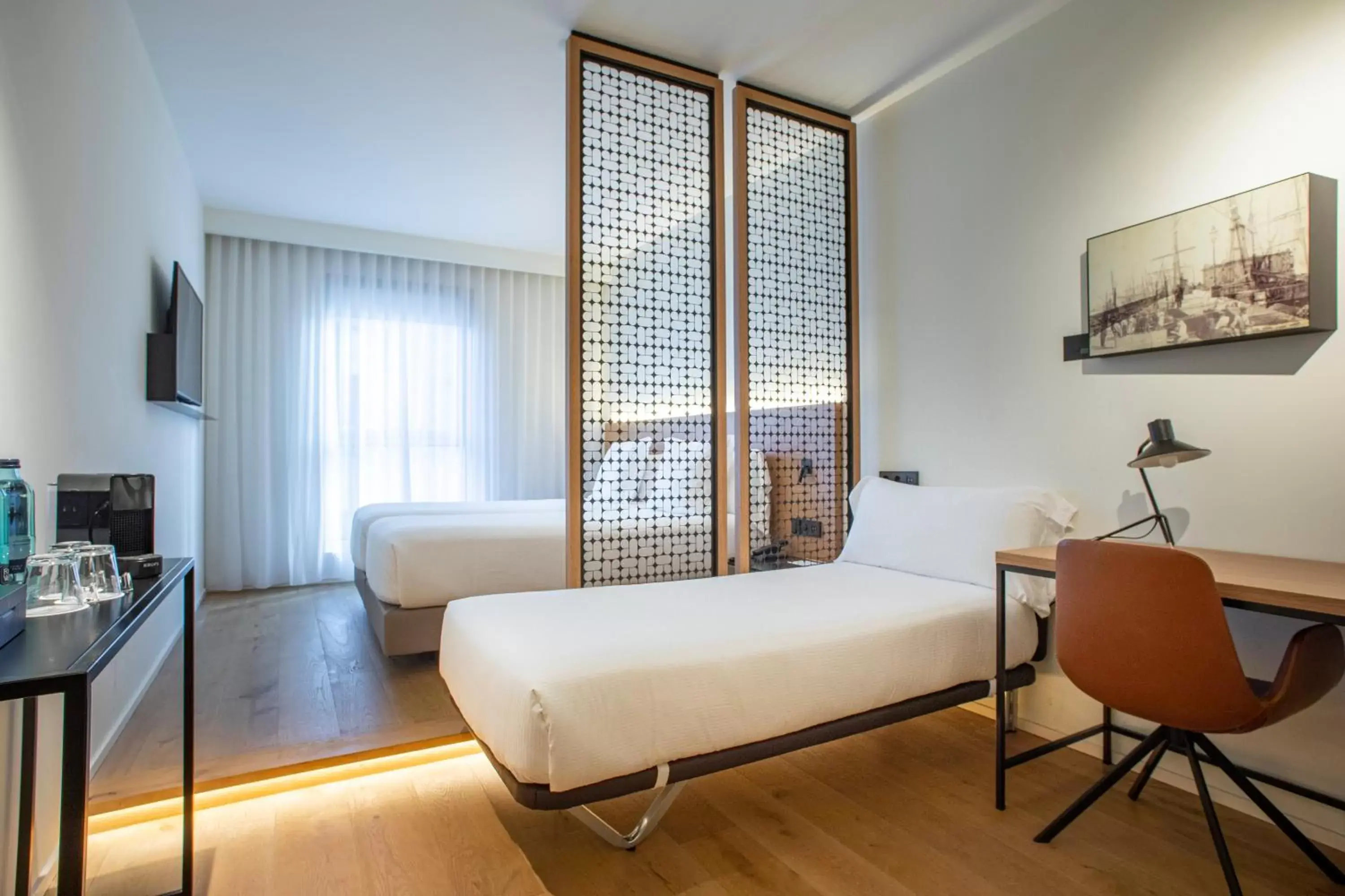 Deluxe Triple Room in Hotel Paxton Barcelona