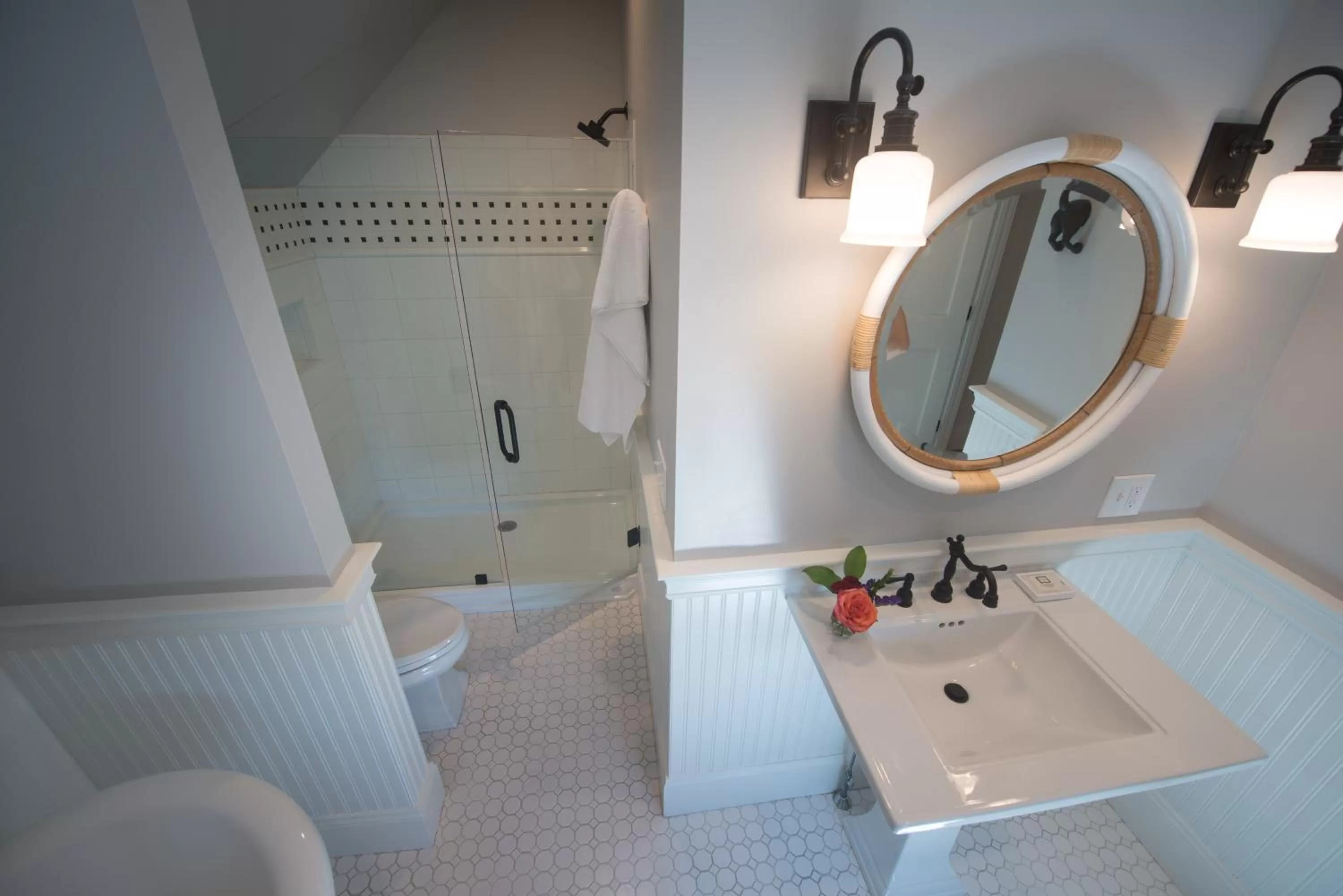 Bathroom in Paws on Pelham