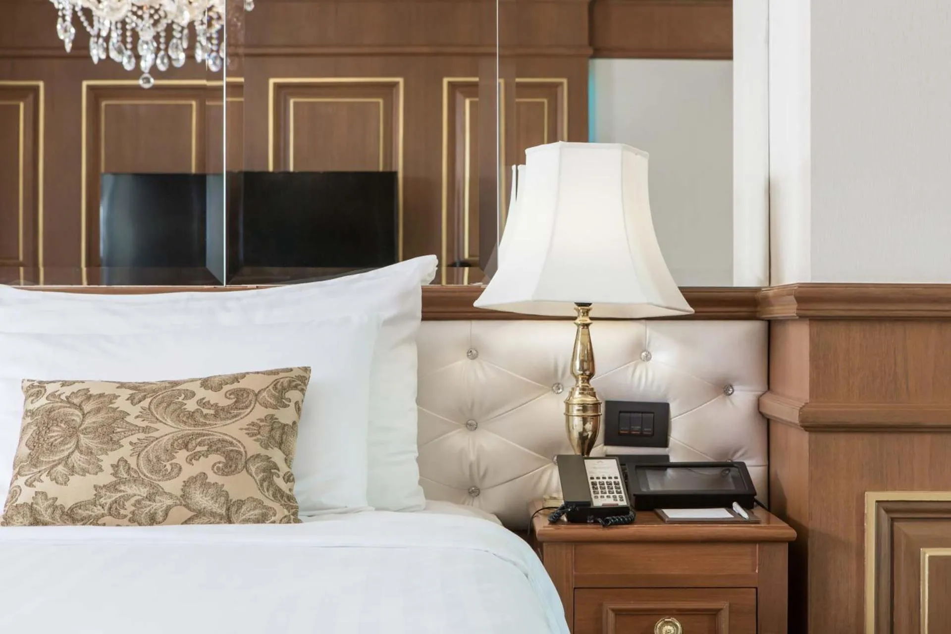 Bedroom, Bed in Amaranta Hotel