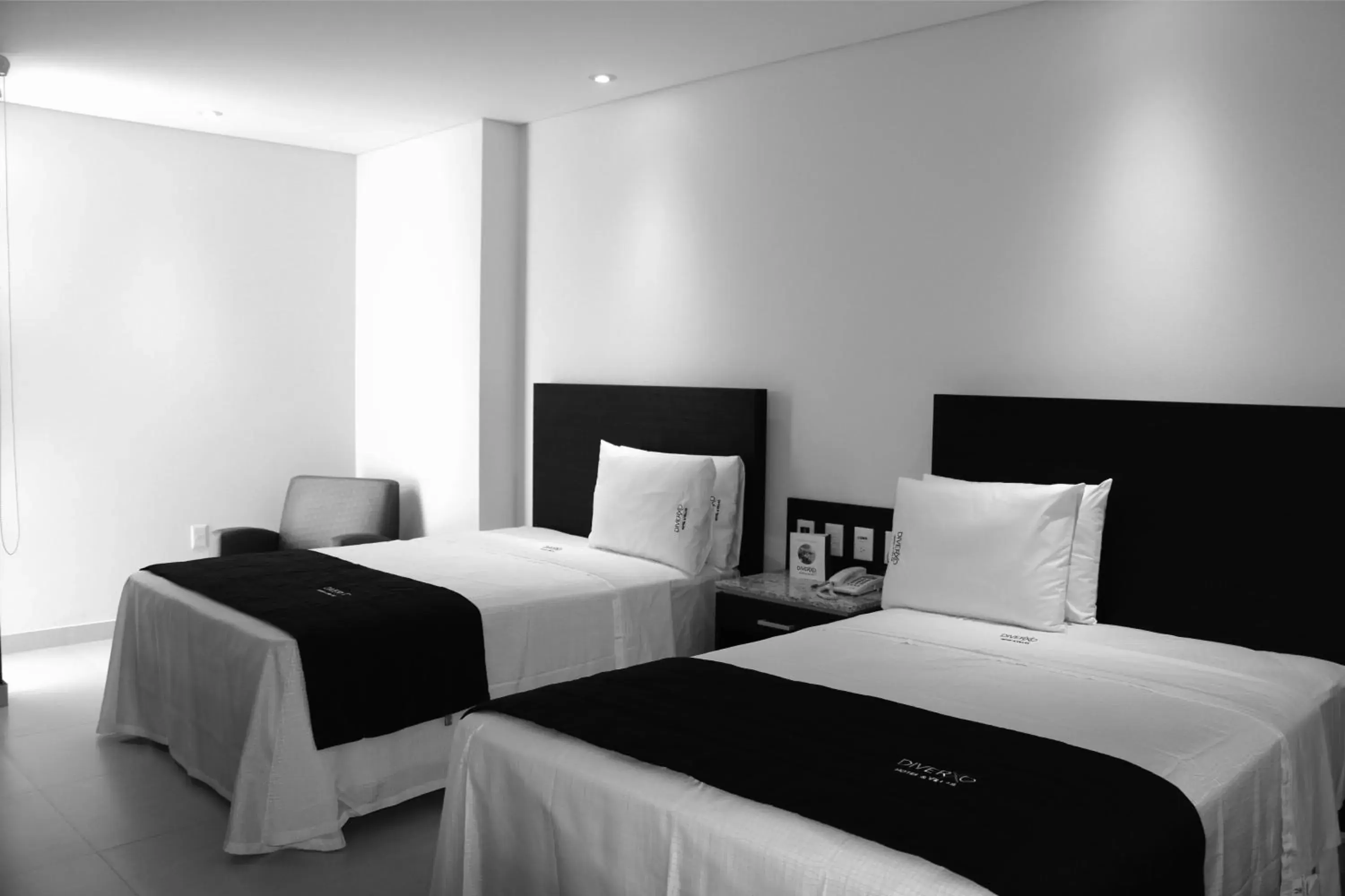 Photo of the whole room, Bed in Diverxo Hotel & Villas