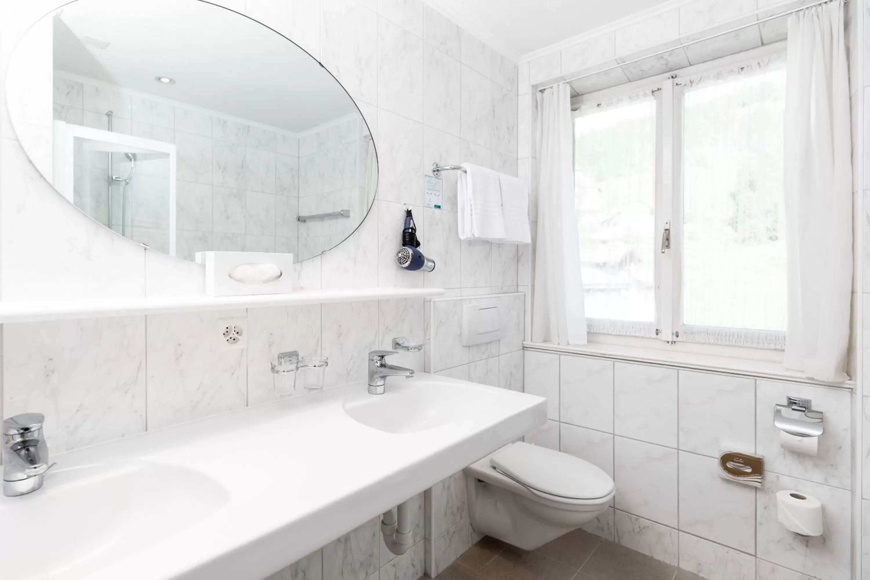 Bathroom in Hotel Bären