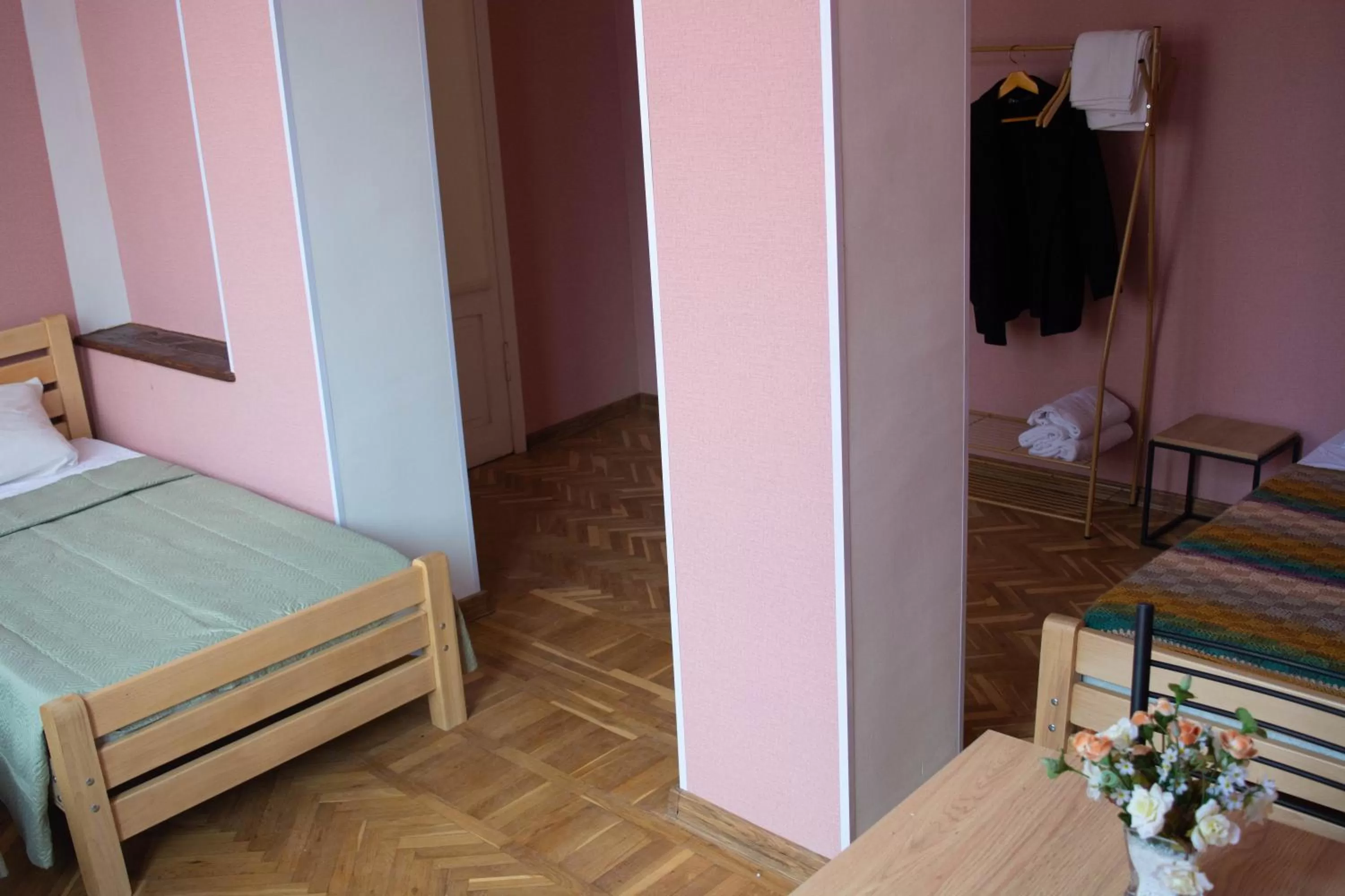 Bedroom, Bed in Sunflower Hotel