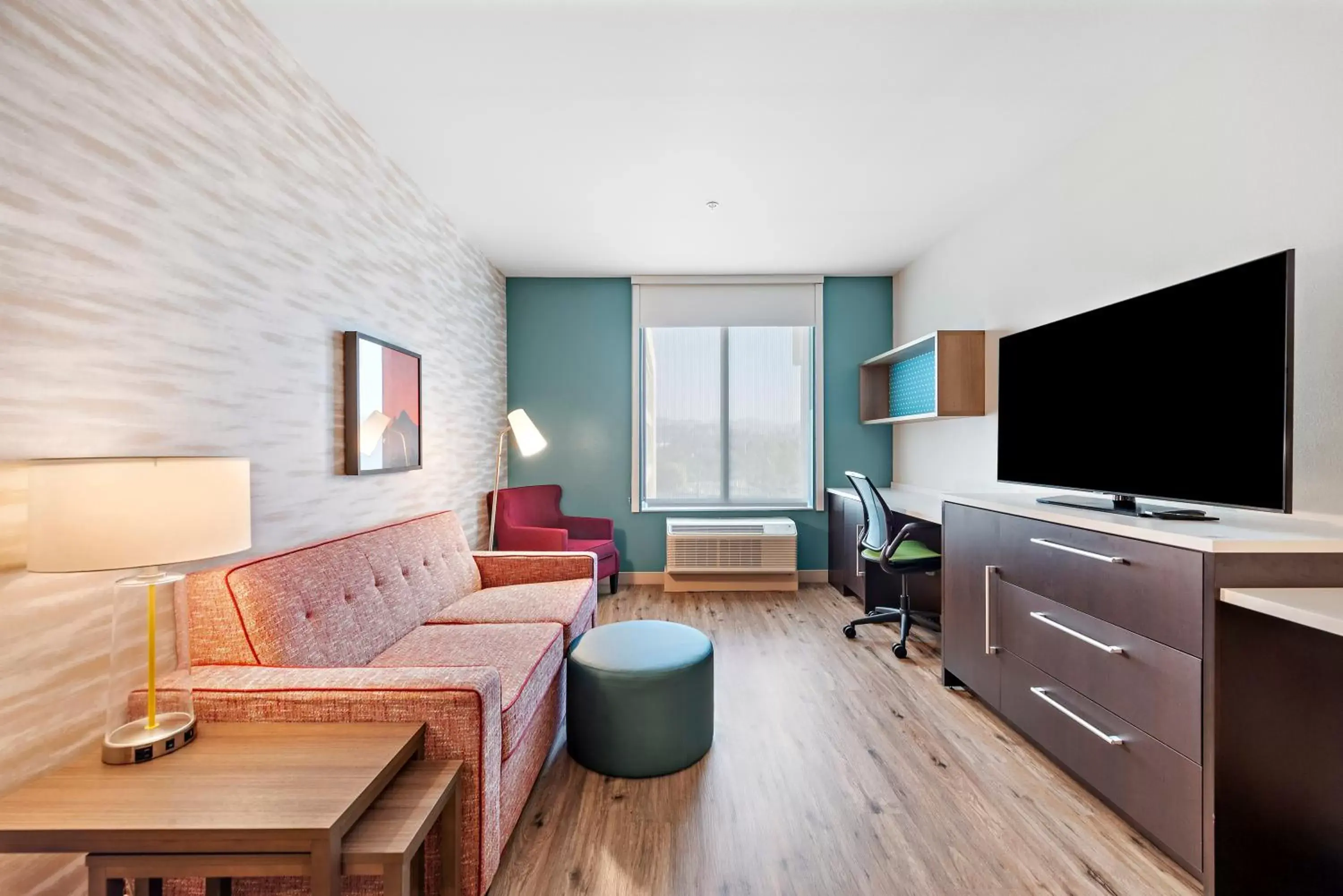 Communal lounge/ TV room, Seating Area in Home2 Suites By Hilton San Bernardino