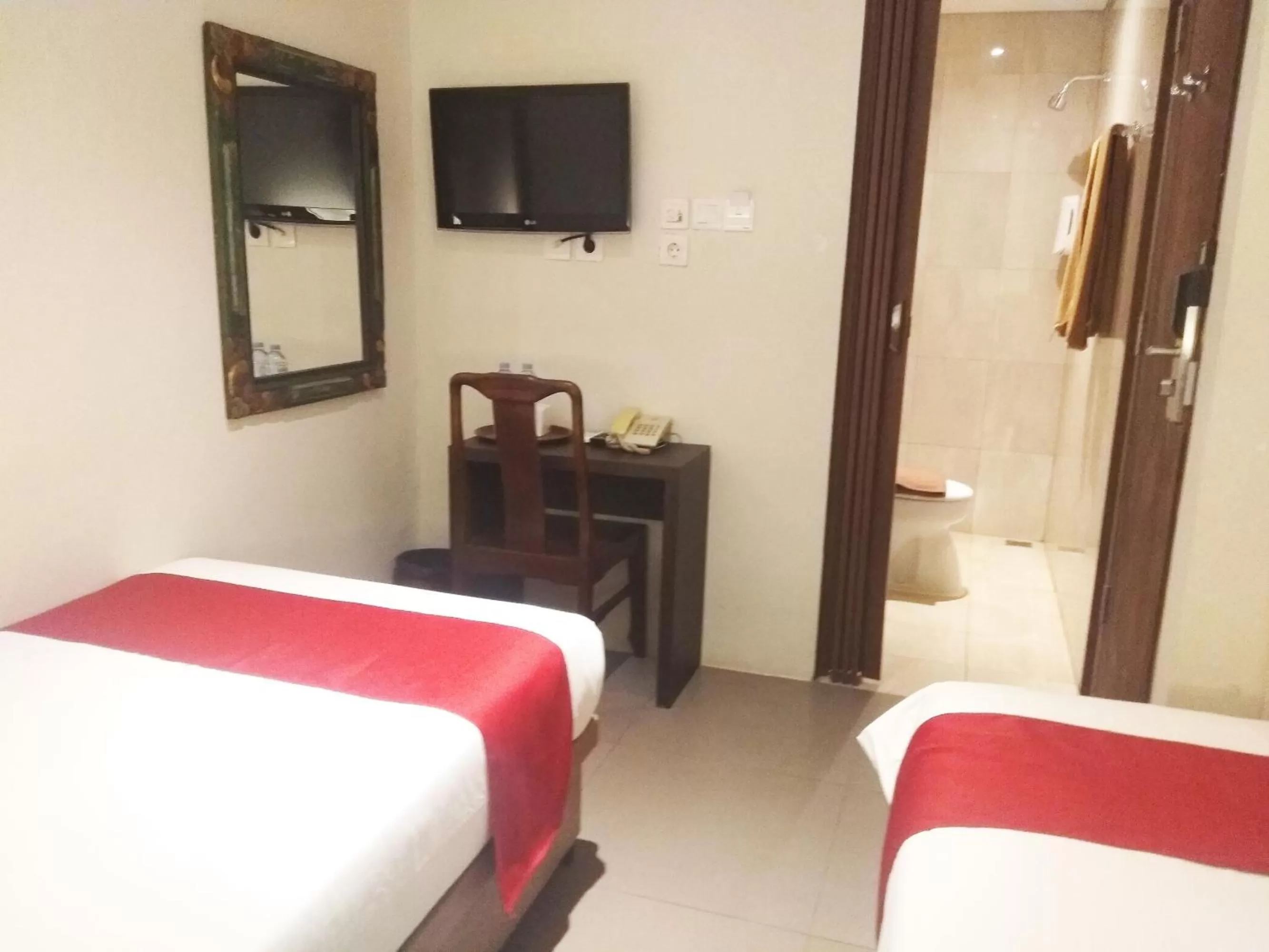 Bed in Sukajadi Hotel, Convention and Gallery