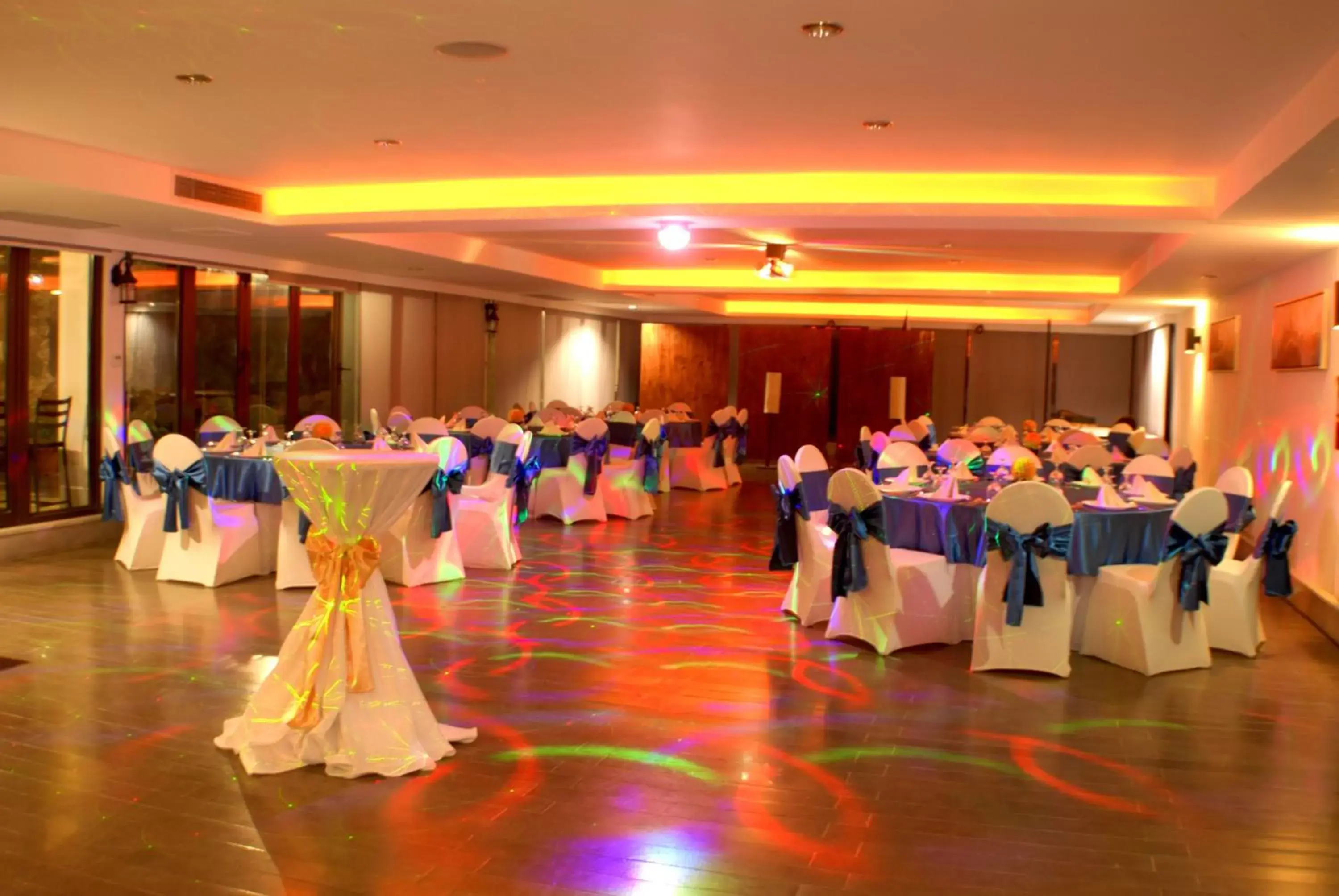 Banquet/Function facilities, Banquet Facilities in Sunlight Guest Hotel