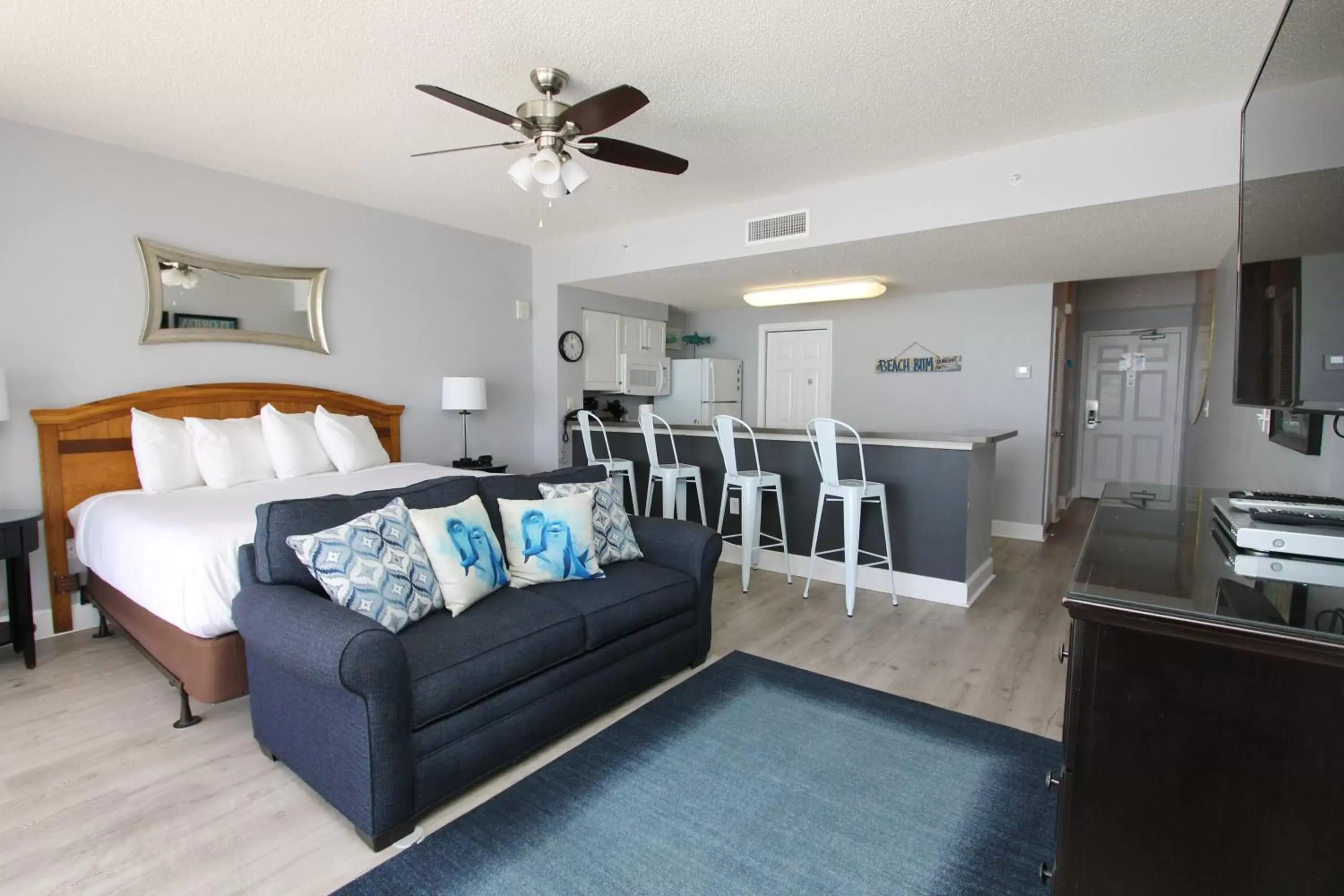 Bed, Seating Area in Majestic Beach Resort, Panama City Beach, Fl