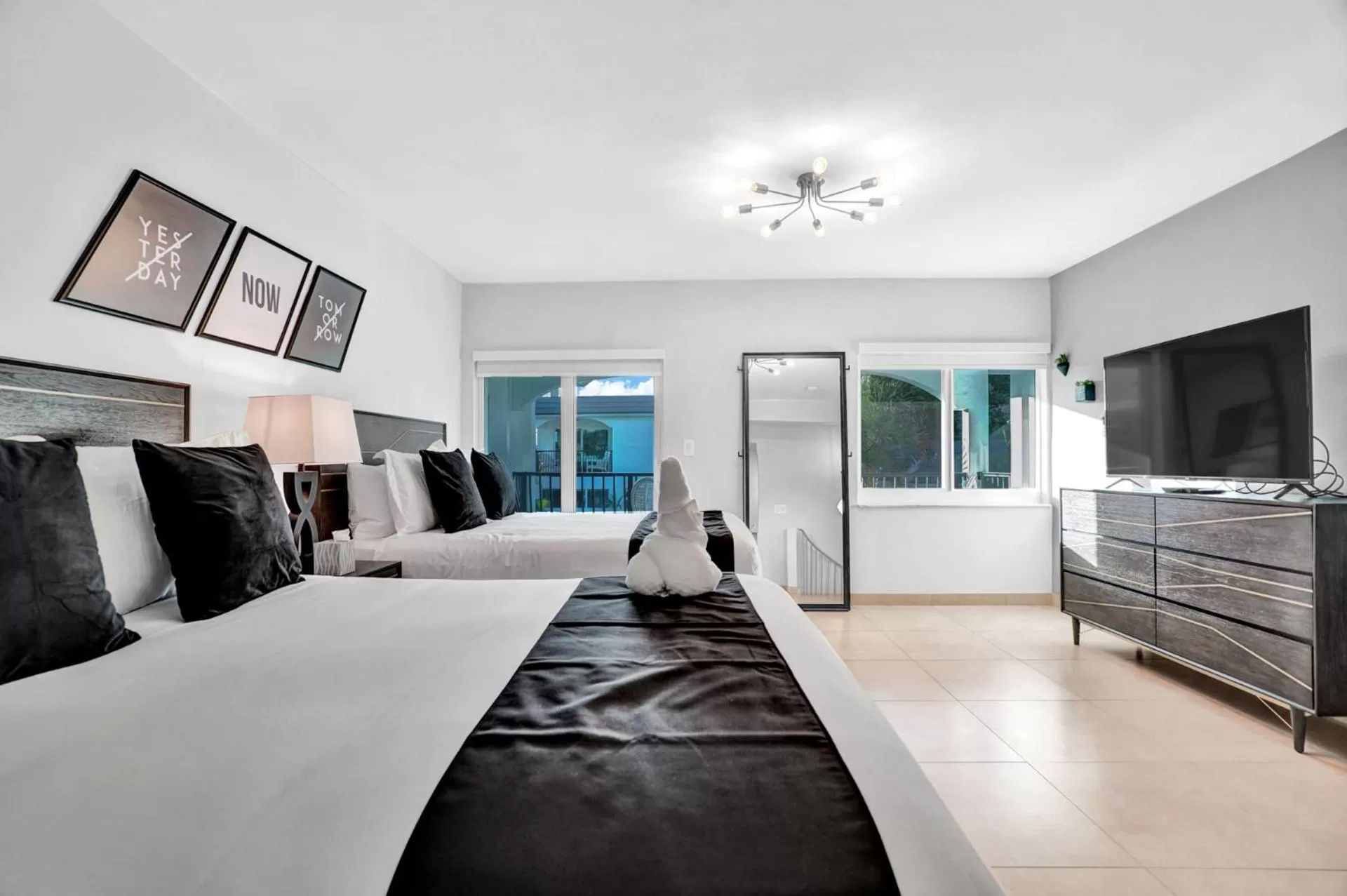 Other, Bed in RA suites