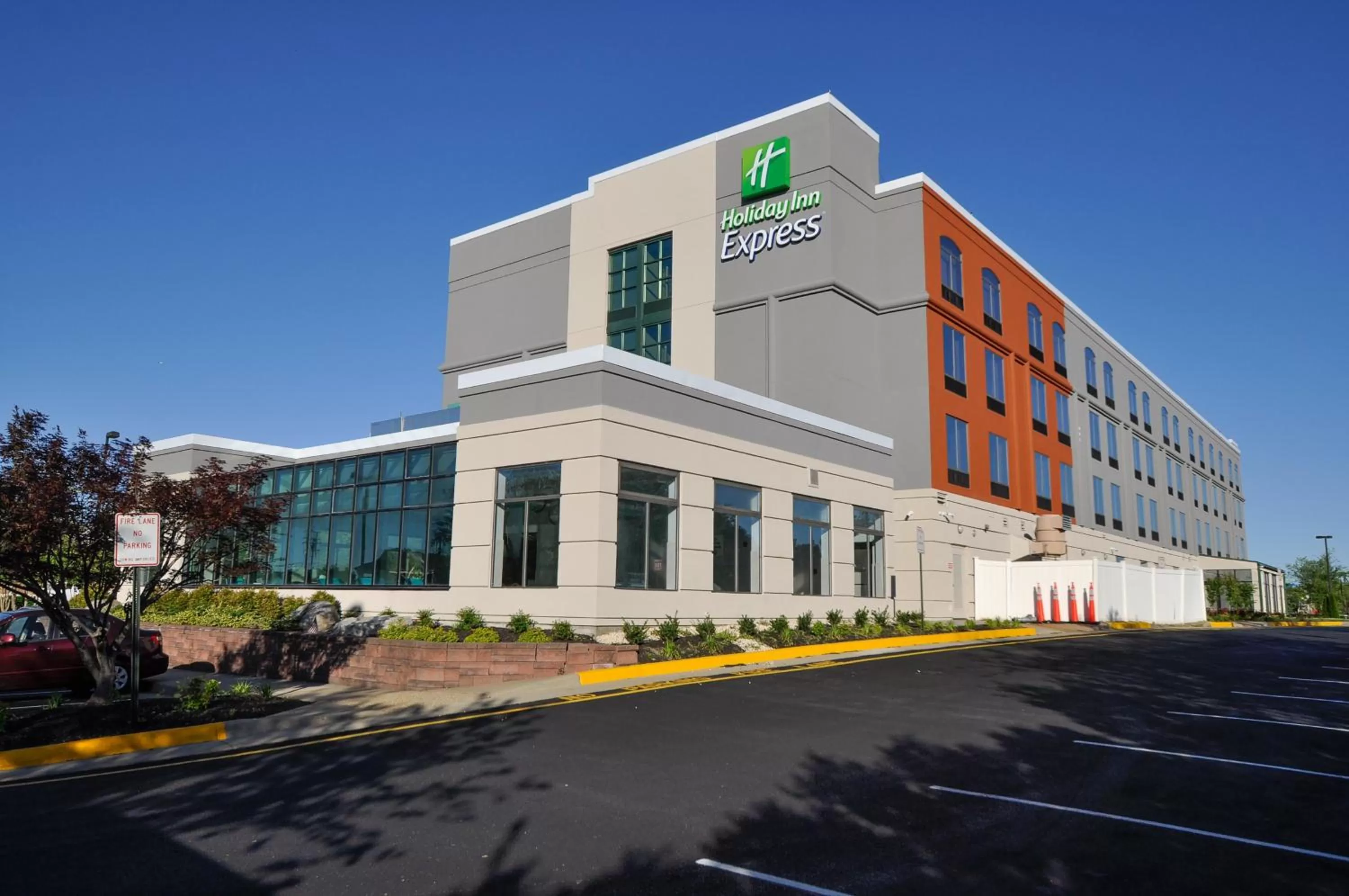 Property building in Holiday Inn Express Quantico - Stafford by IHG