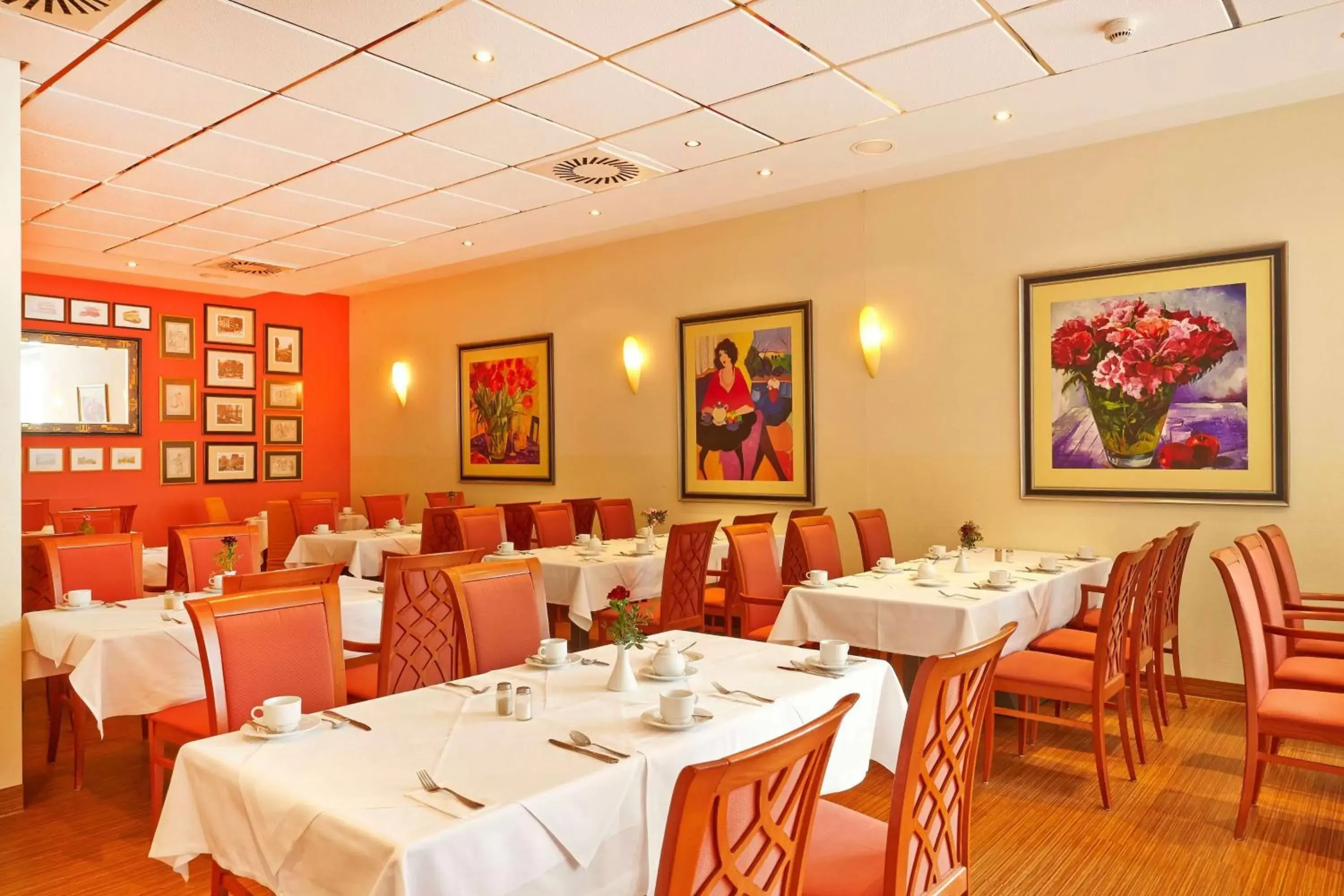 Restaurant/places to eat in H+ Hotel Berlin Mitte Restaurant/places to eat in H+ Hotel Berlin Mitte