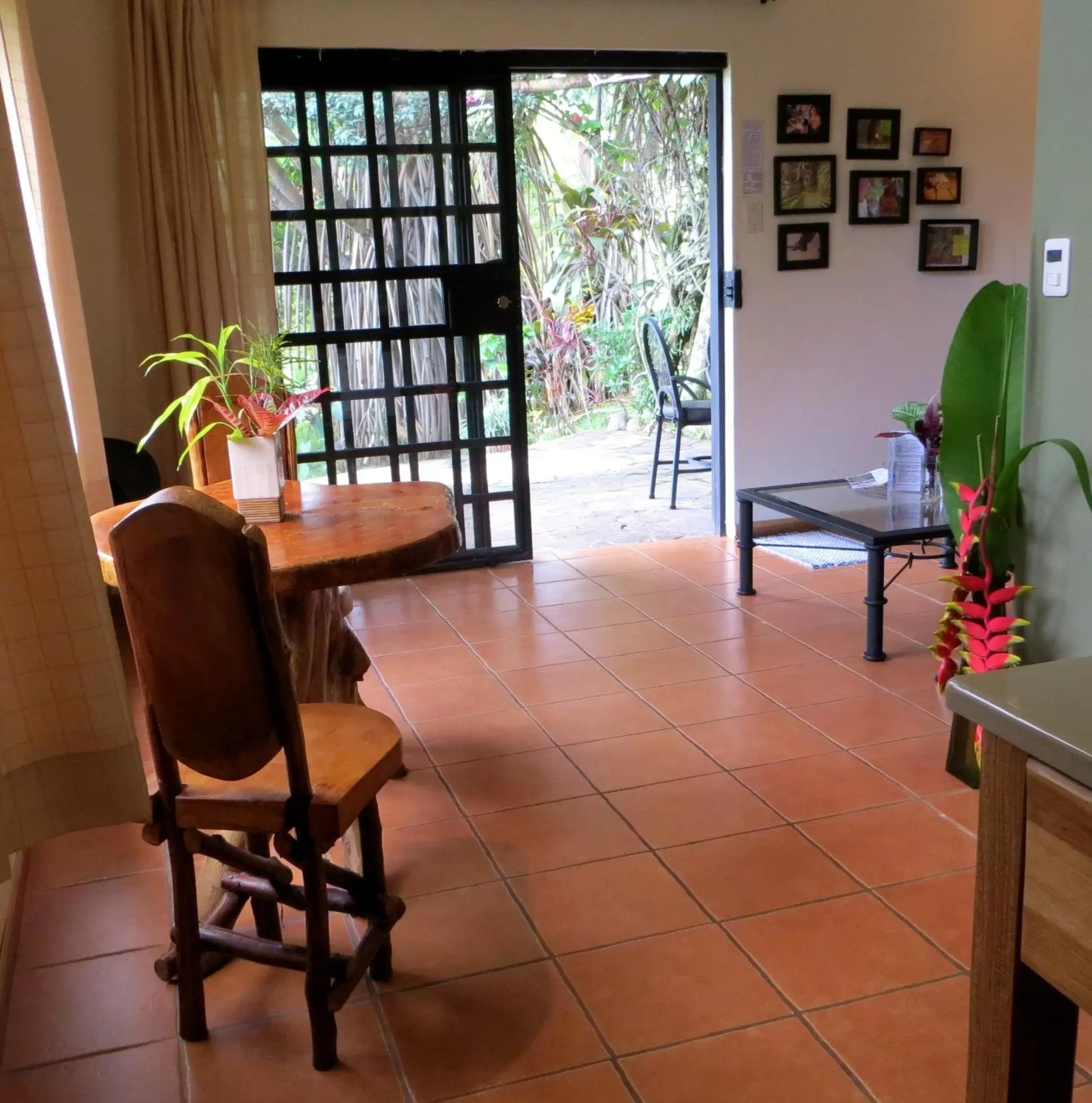 Living room in Pura Vida Hotel