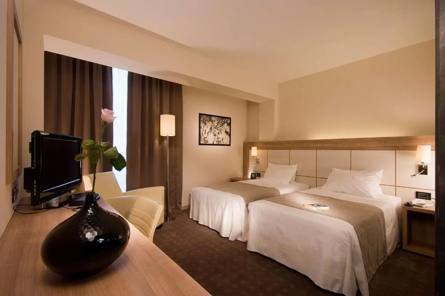 Bed in DoubleTree By Hilton Milan