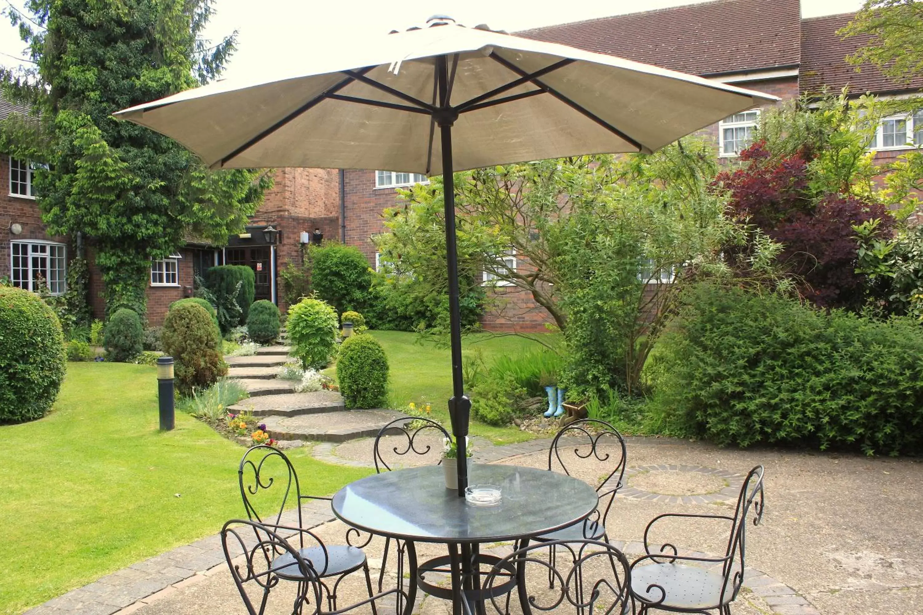 Garden in Brook Marston Farm Hotel