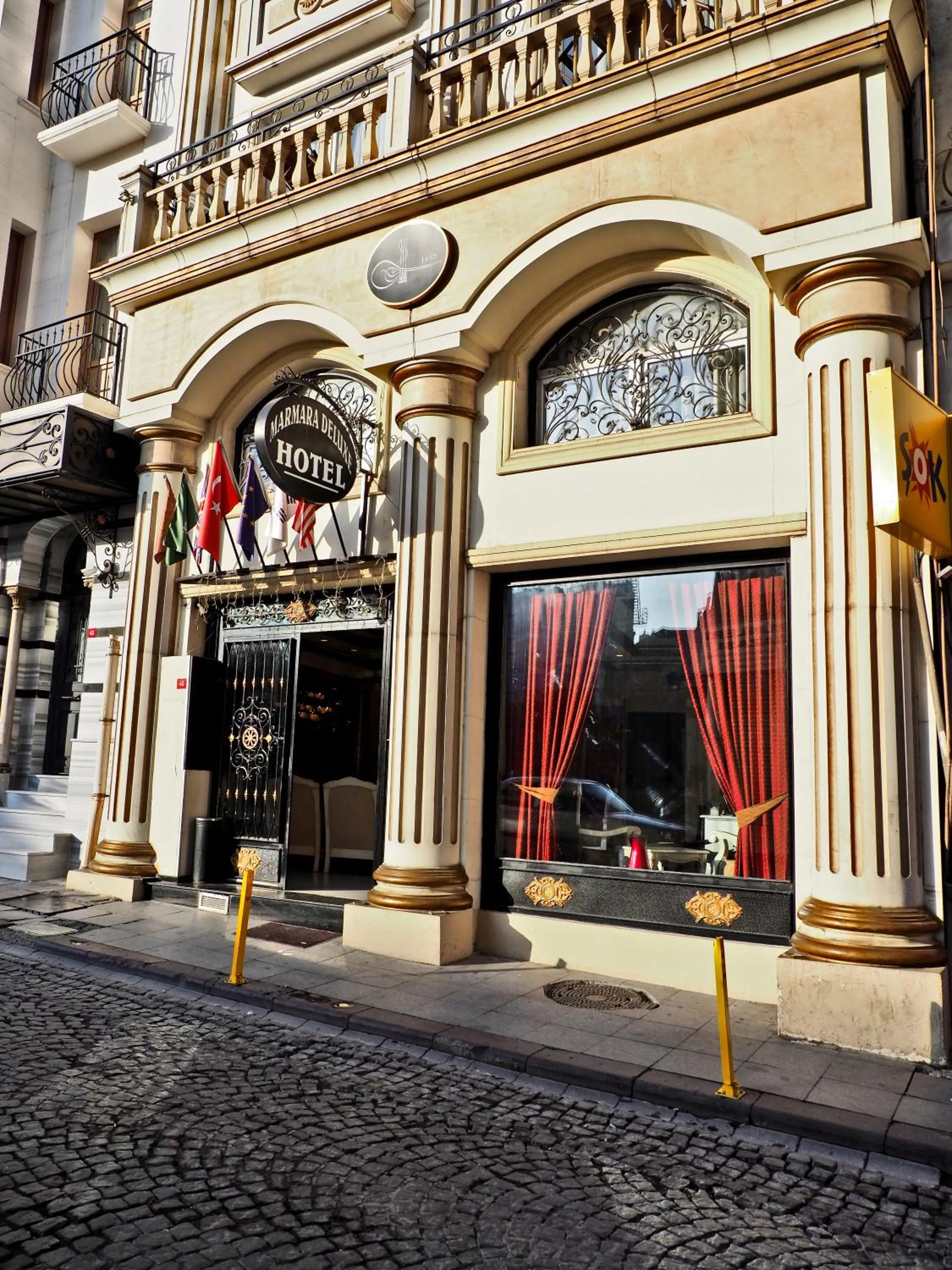 Marmara Deluxe Hotel