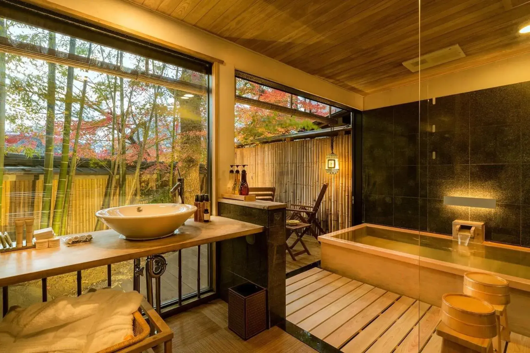 Shower, Bathroom in Kyoto Nanzenji Ryokan Yachiyo