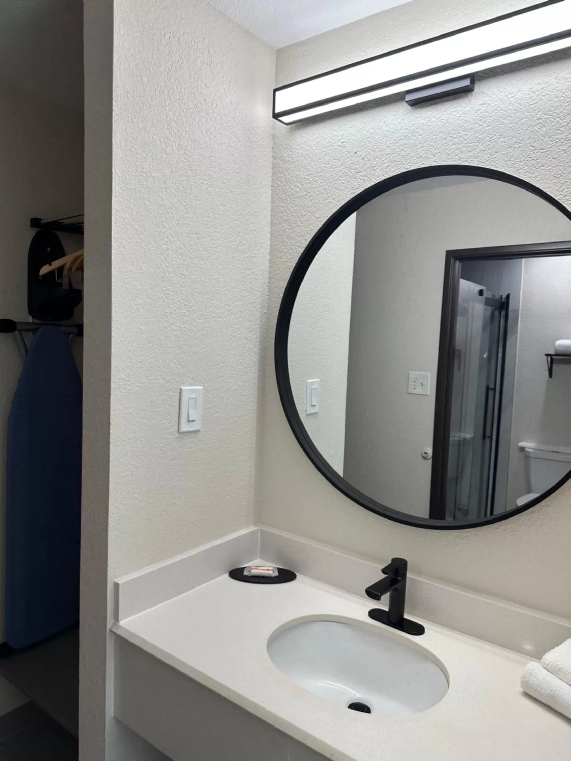 heating in Days Inn by Wyndham Arlington