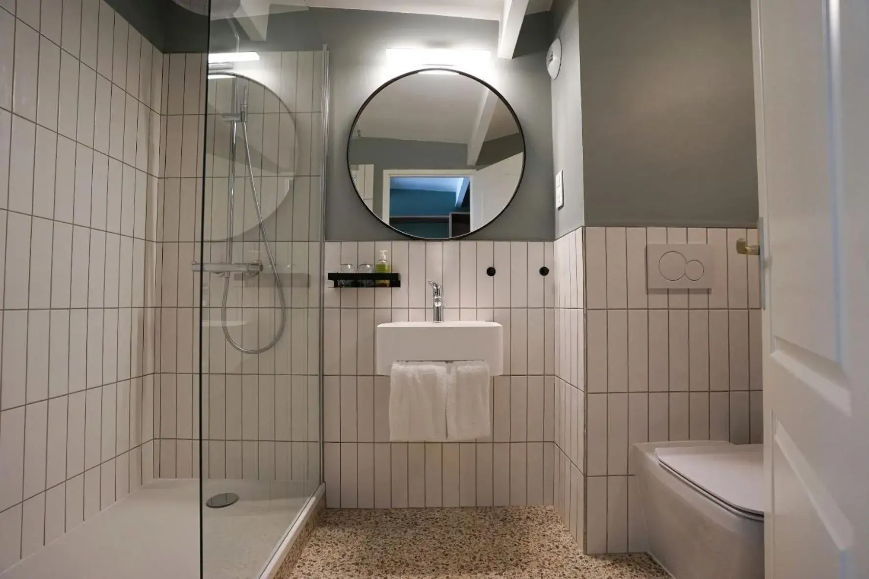 Shower, Bathroom in Quintessia Resort et Spa