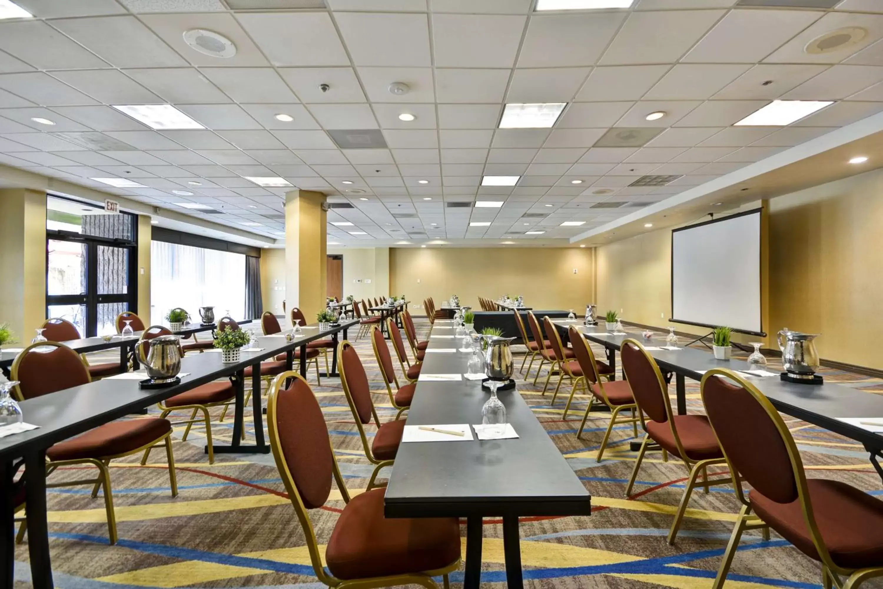 Meeting/conference room, Restaurant/Places to Eat in DoubleTree by Hilton Phoenix North