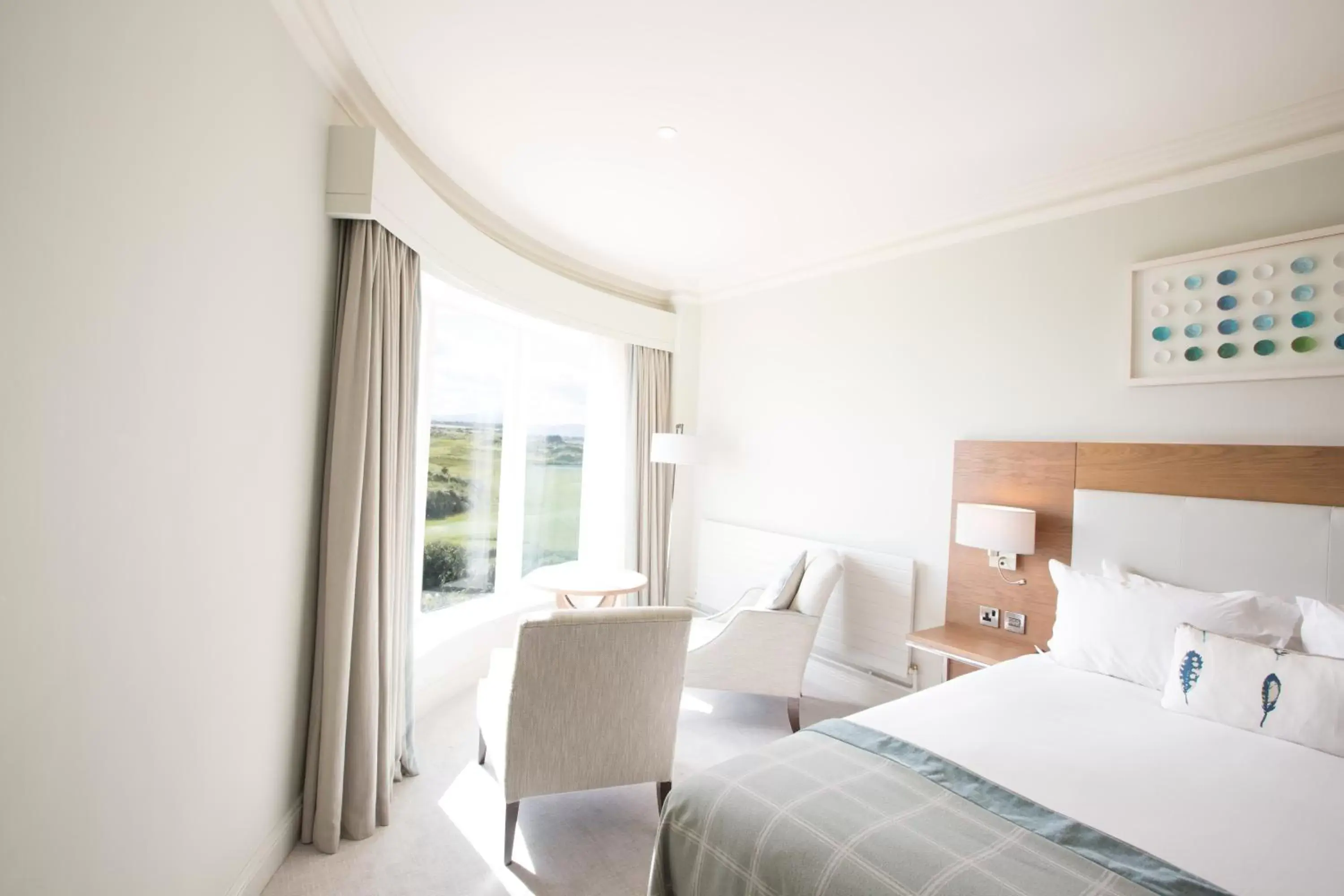 Bedroom, Bed in Portmarnock Hotel & Golf Links