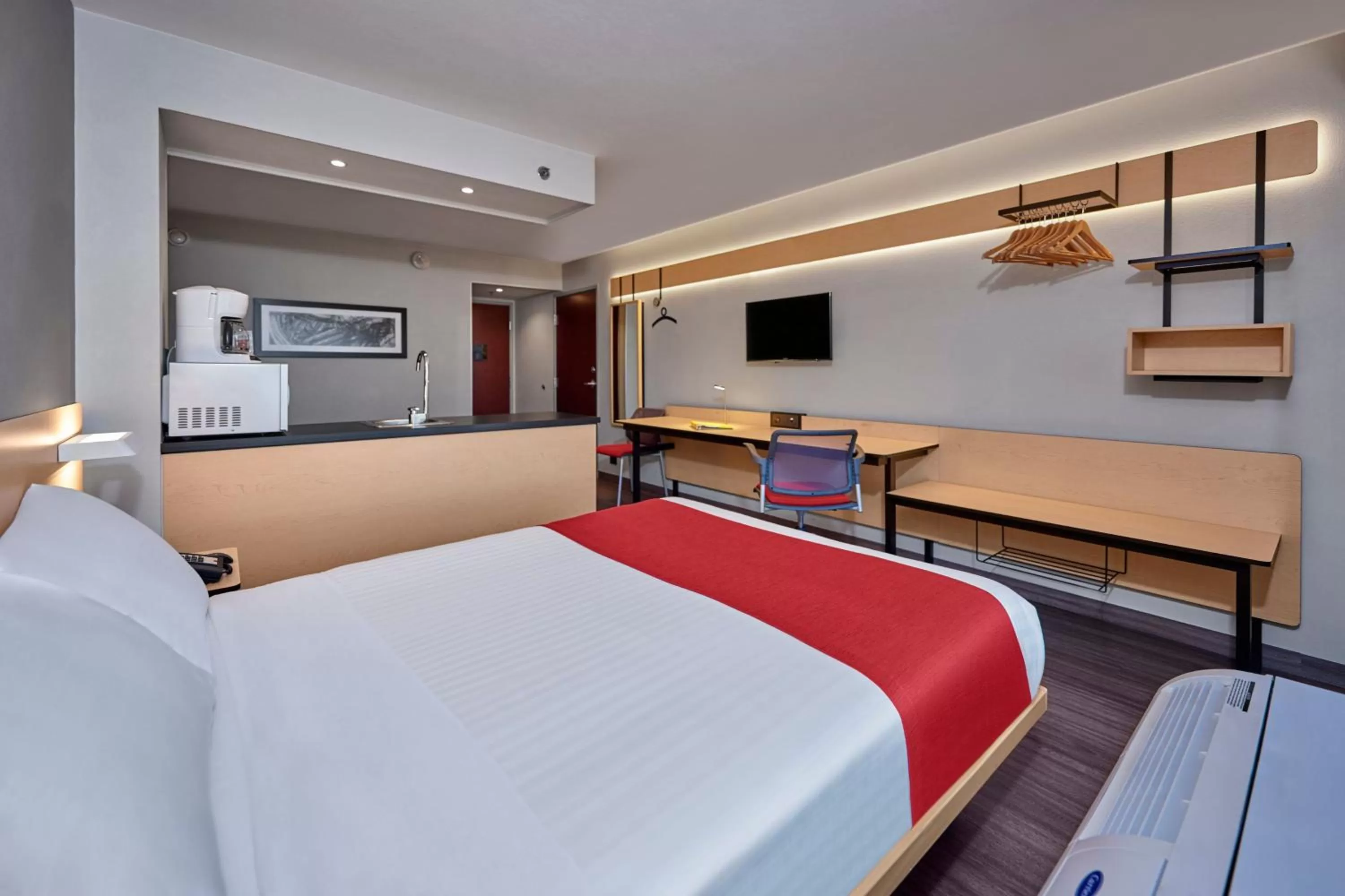 Bedroom, Bed in City Express by Marriott San Luis Potosi Zona Industrial
