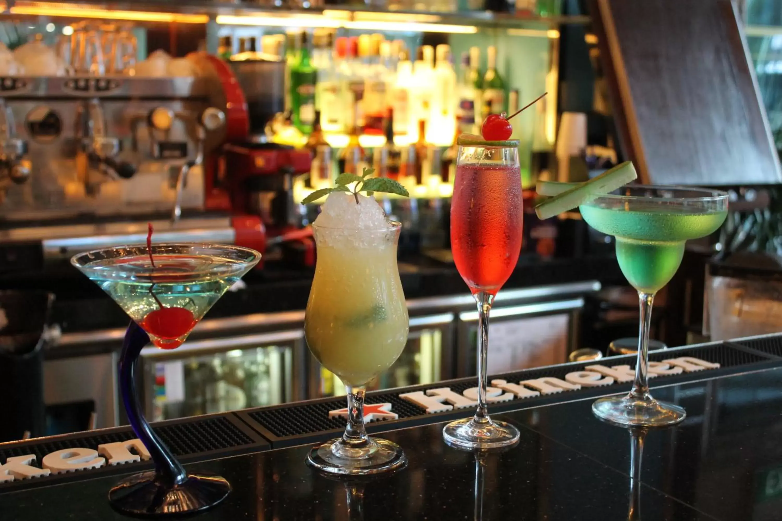 Lounge or bar in Holiday Inn Singapore Orchard City Centre by IHG Lounge or bar in Holiday Inn Singapore Orchard City Centre by IHG