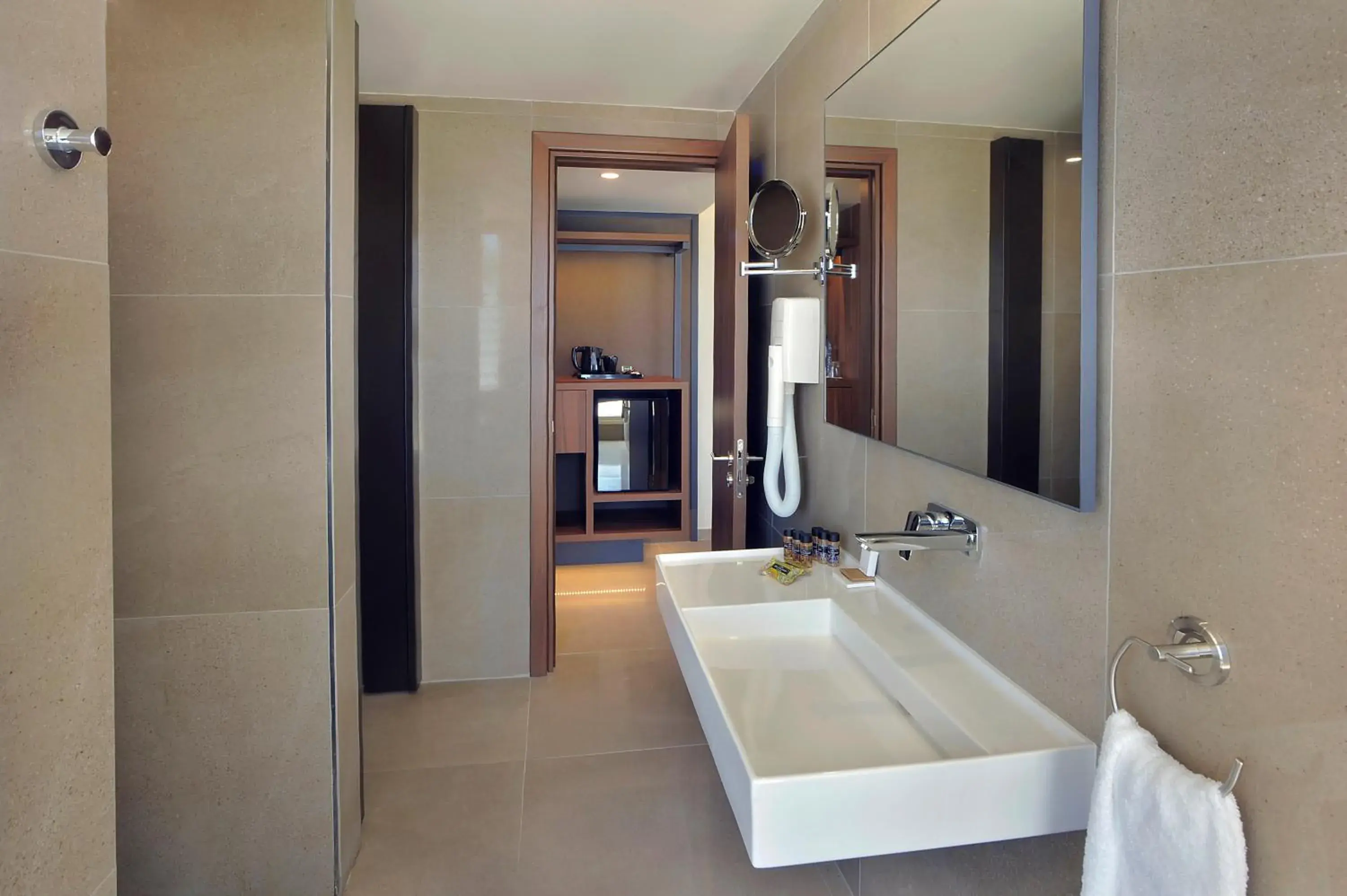 Bathroom in Nelia Beach Hotel & Spa