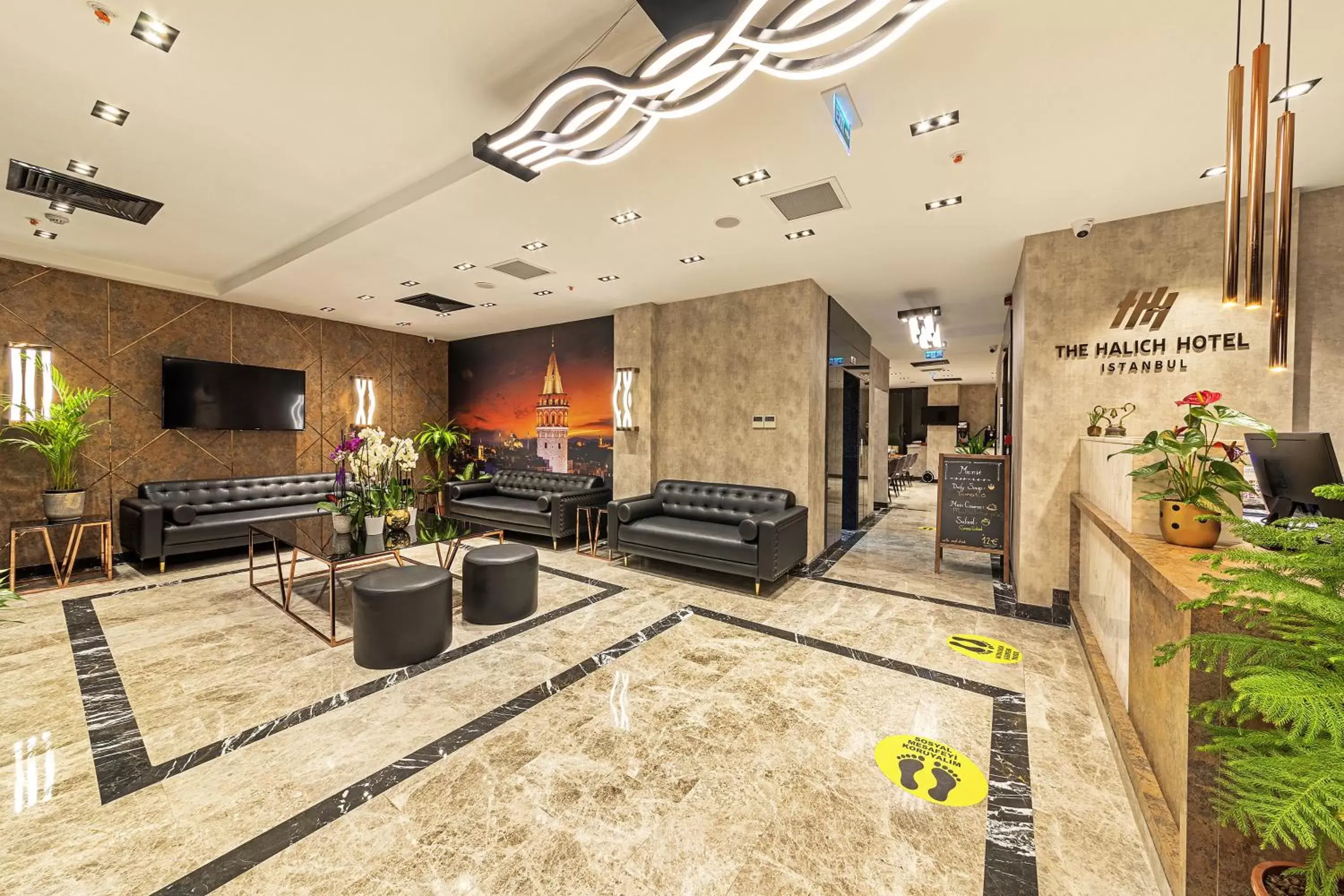 Lobby or reception in The Halich Hotel Istanbul Karakoy - Special Category
