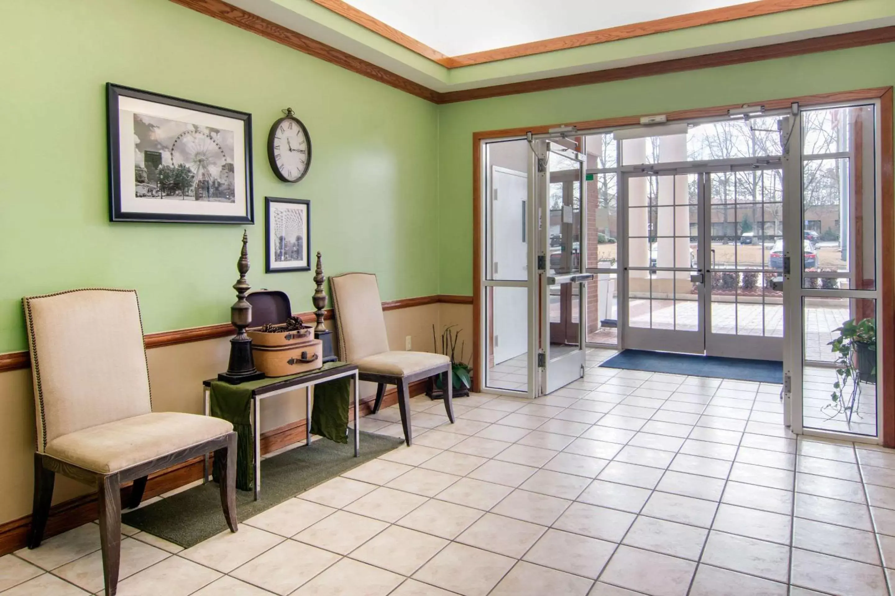 Lobby or reception, Seating Area in Quality Inn & Suites Decatur - Atlanta East