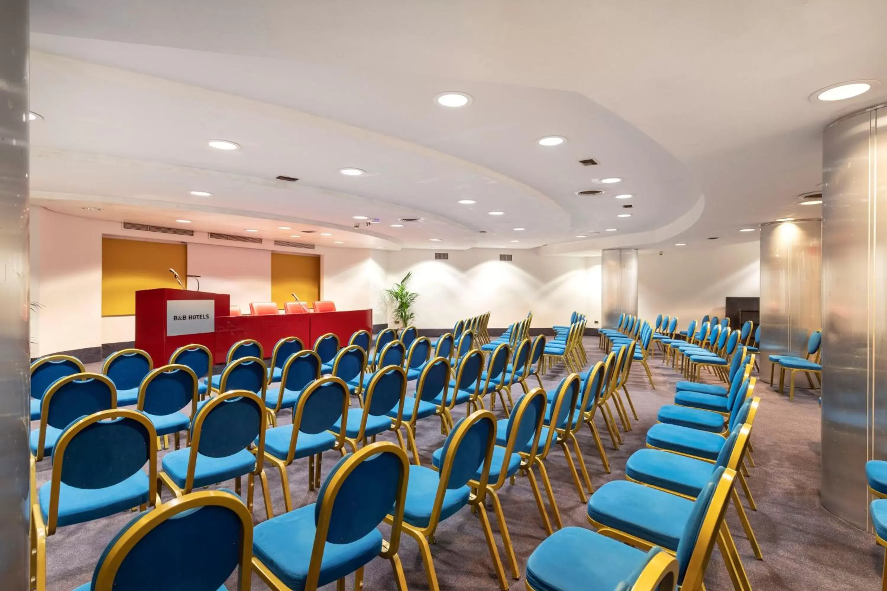 Meeting/conference room in B&B HOTEL Trapani Crystal