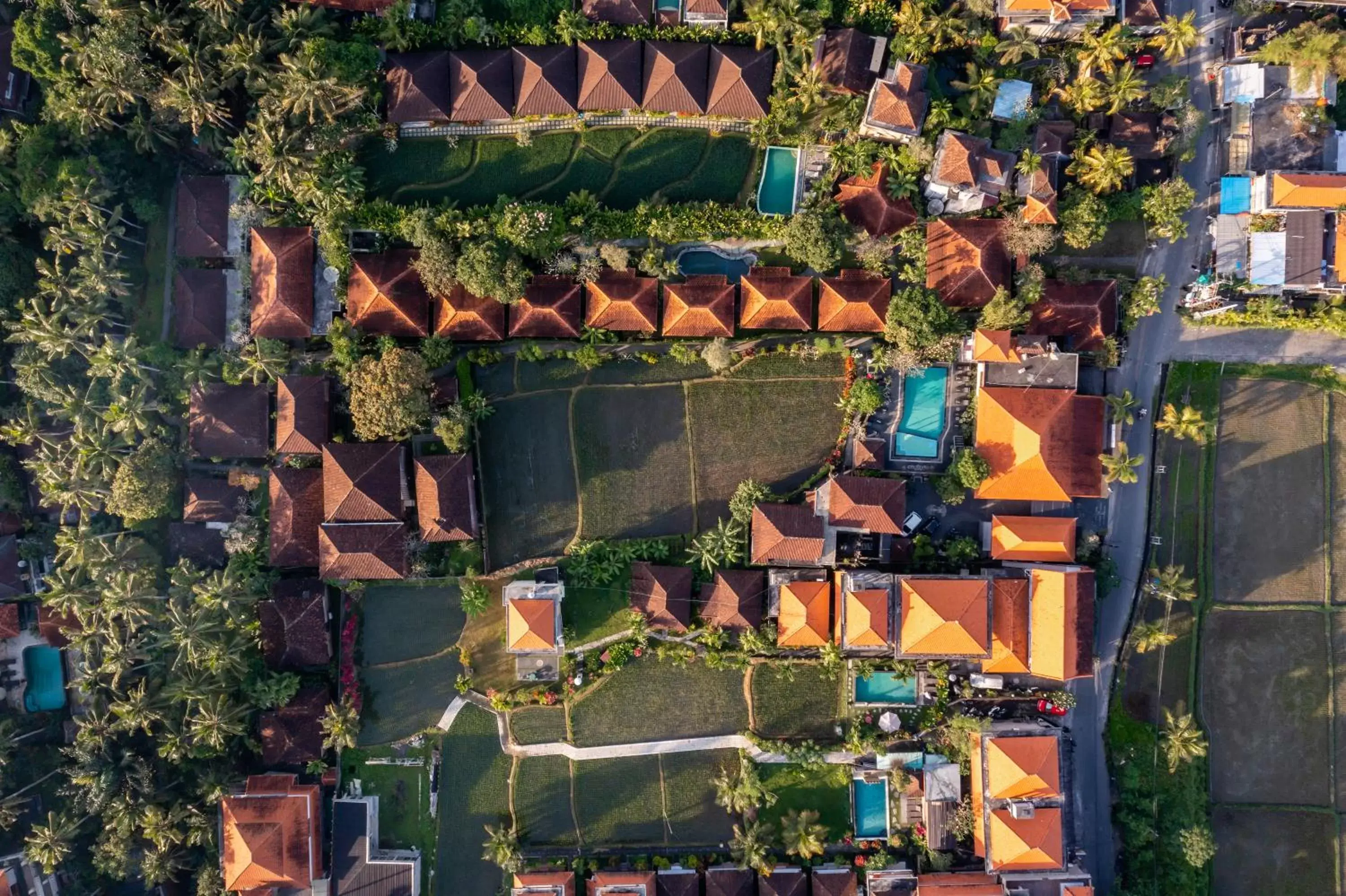 Property building, Bird's-eye View in Nick's Pension