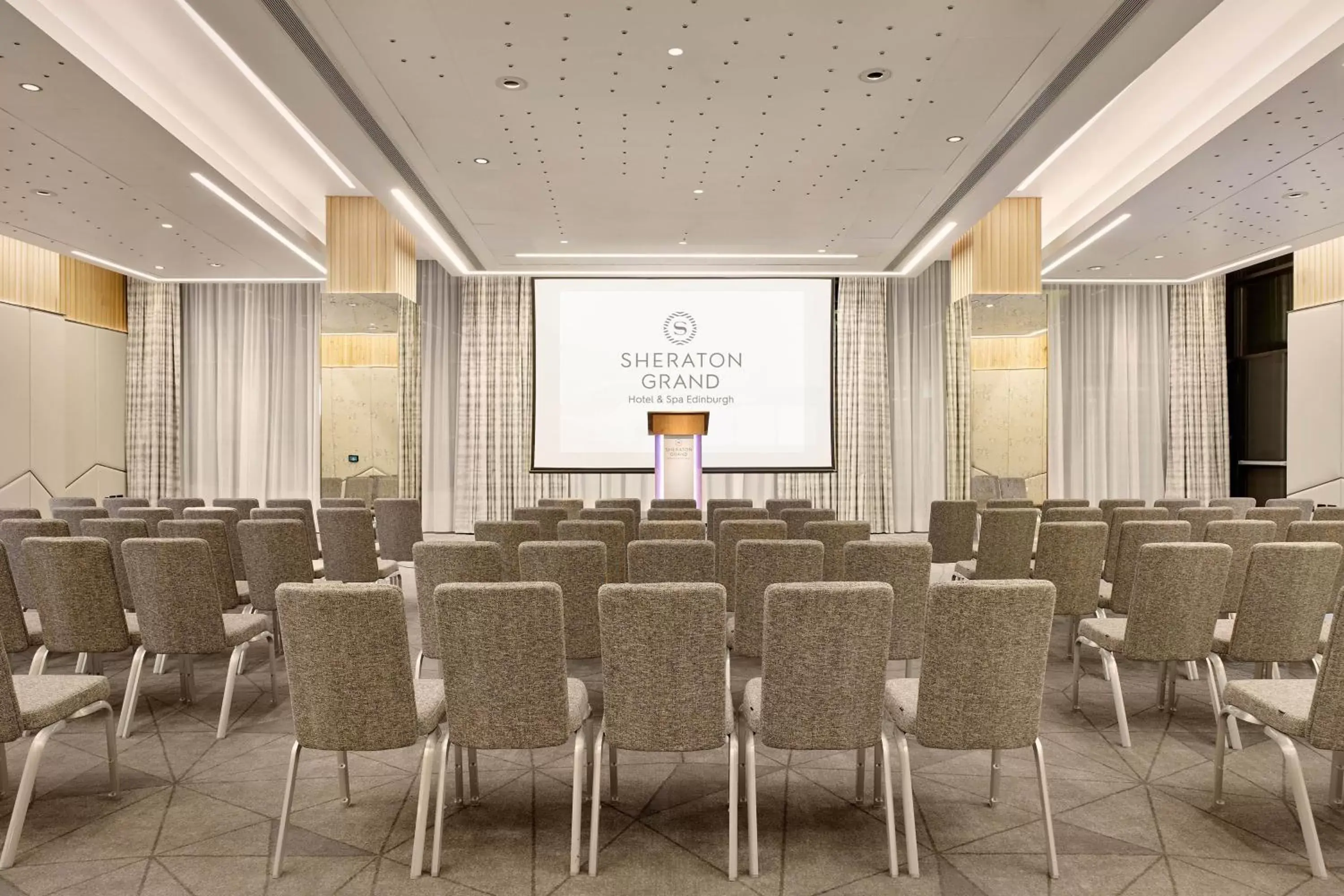 Meeting/conference room in Sheraton Grand Hotel & Spa