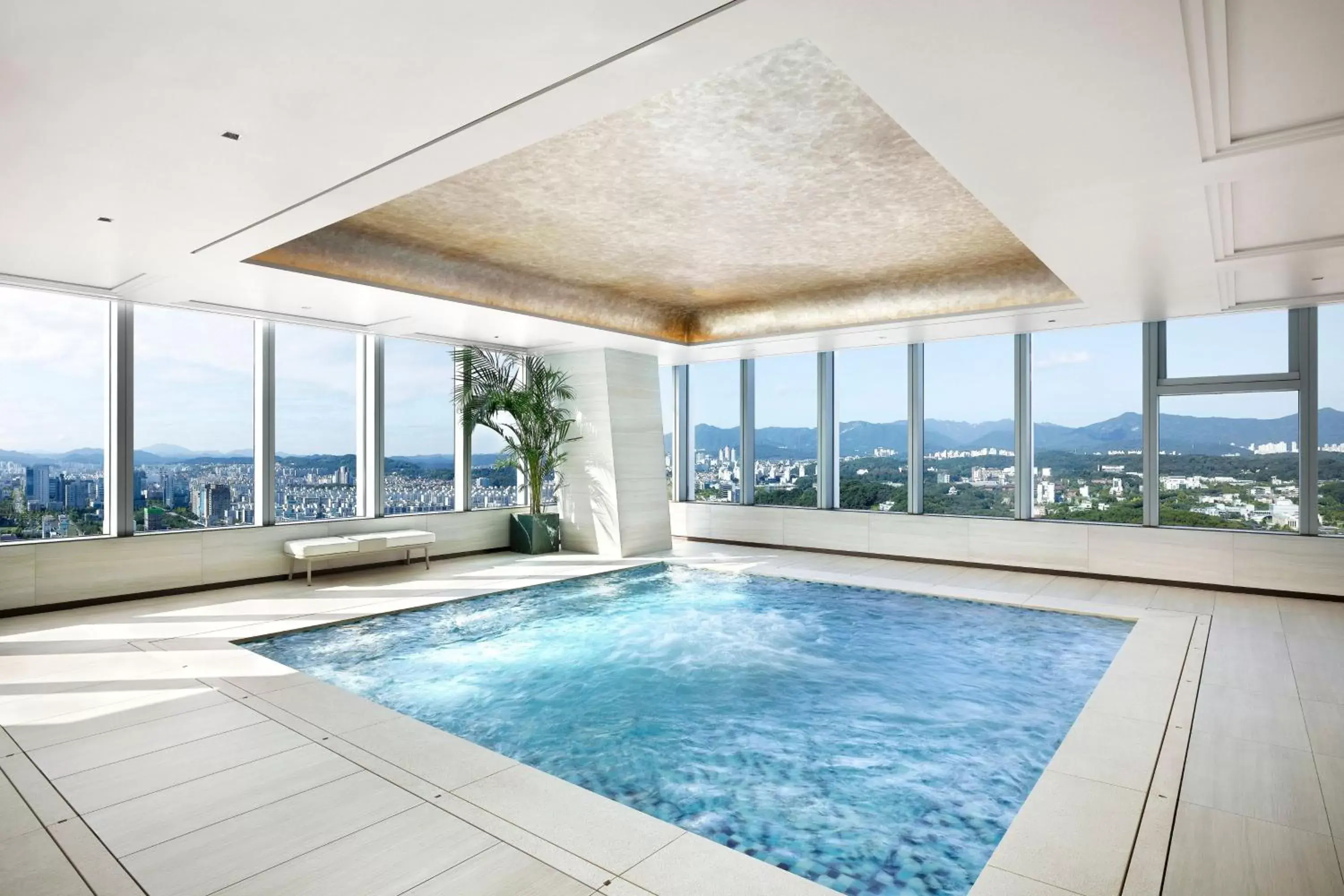 Swimming Pool in Hotel Onoma, Daejeon, Autograph Collection