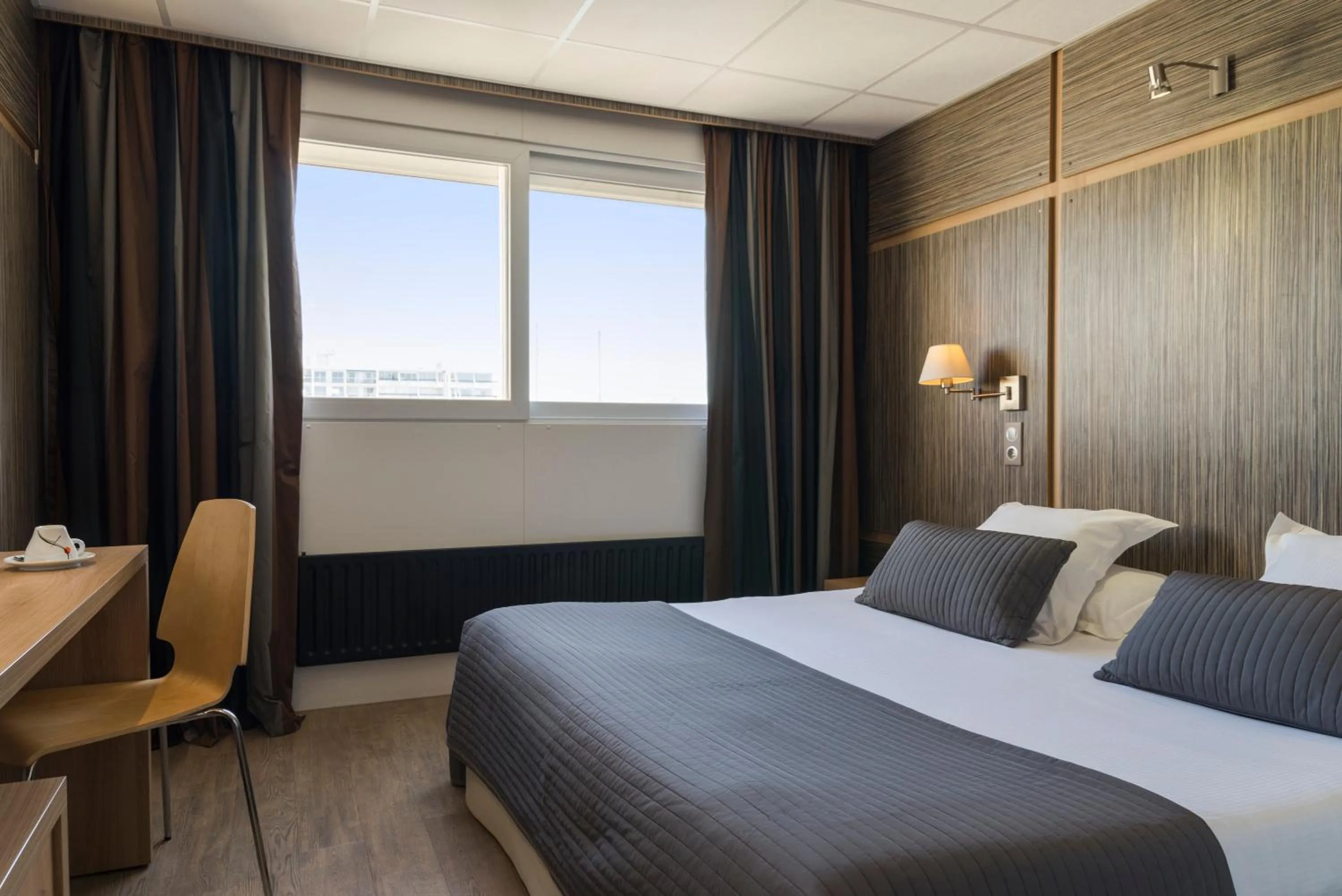 Bed in The Originals Boutique, Hôtel Neptune, Montpellier Sud