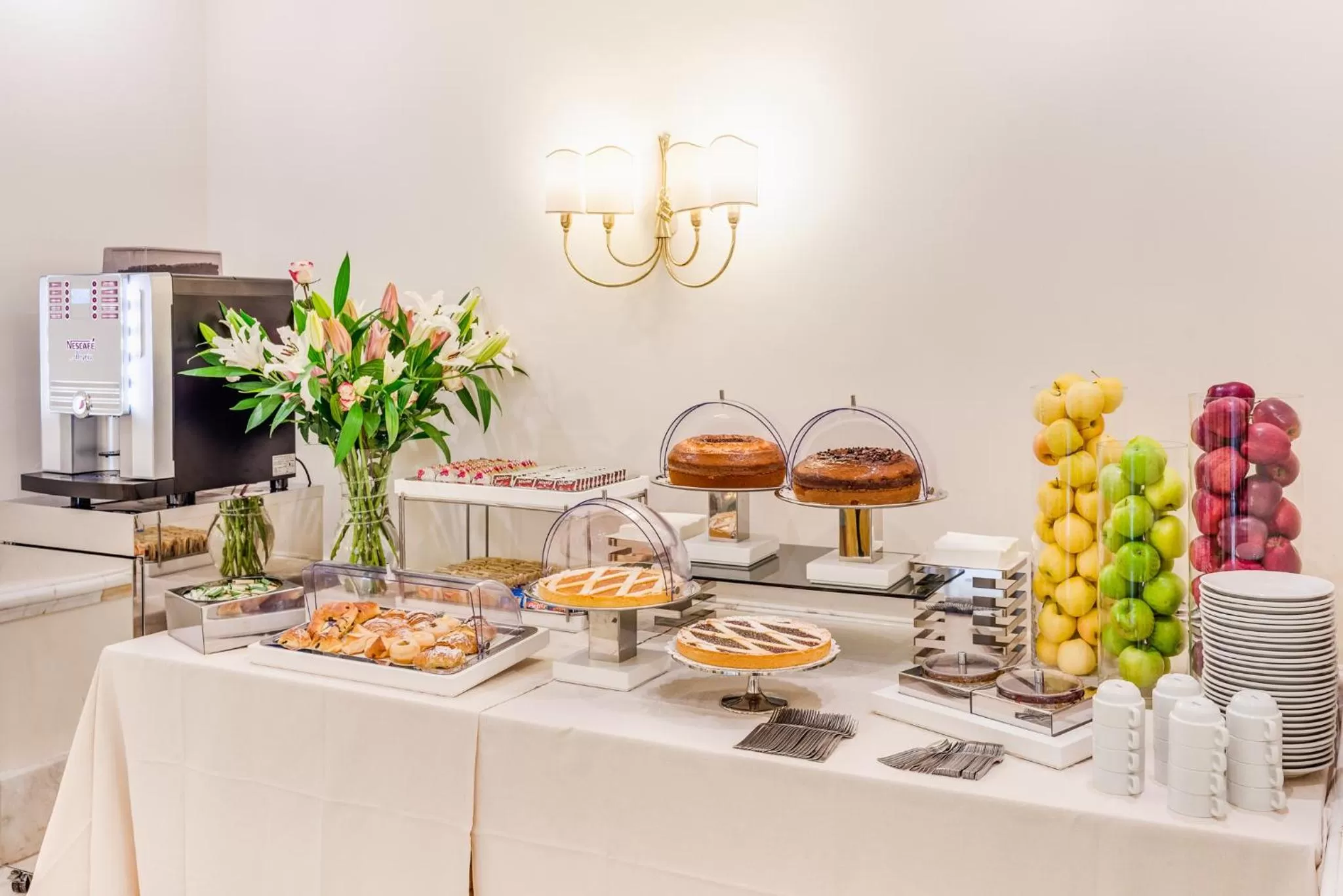 Buffet breakfast in Raeli Hotel Archimede