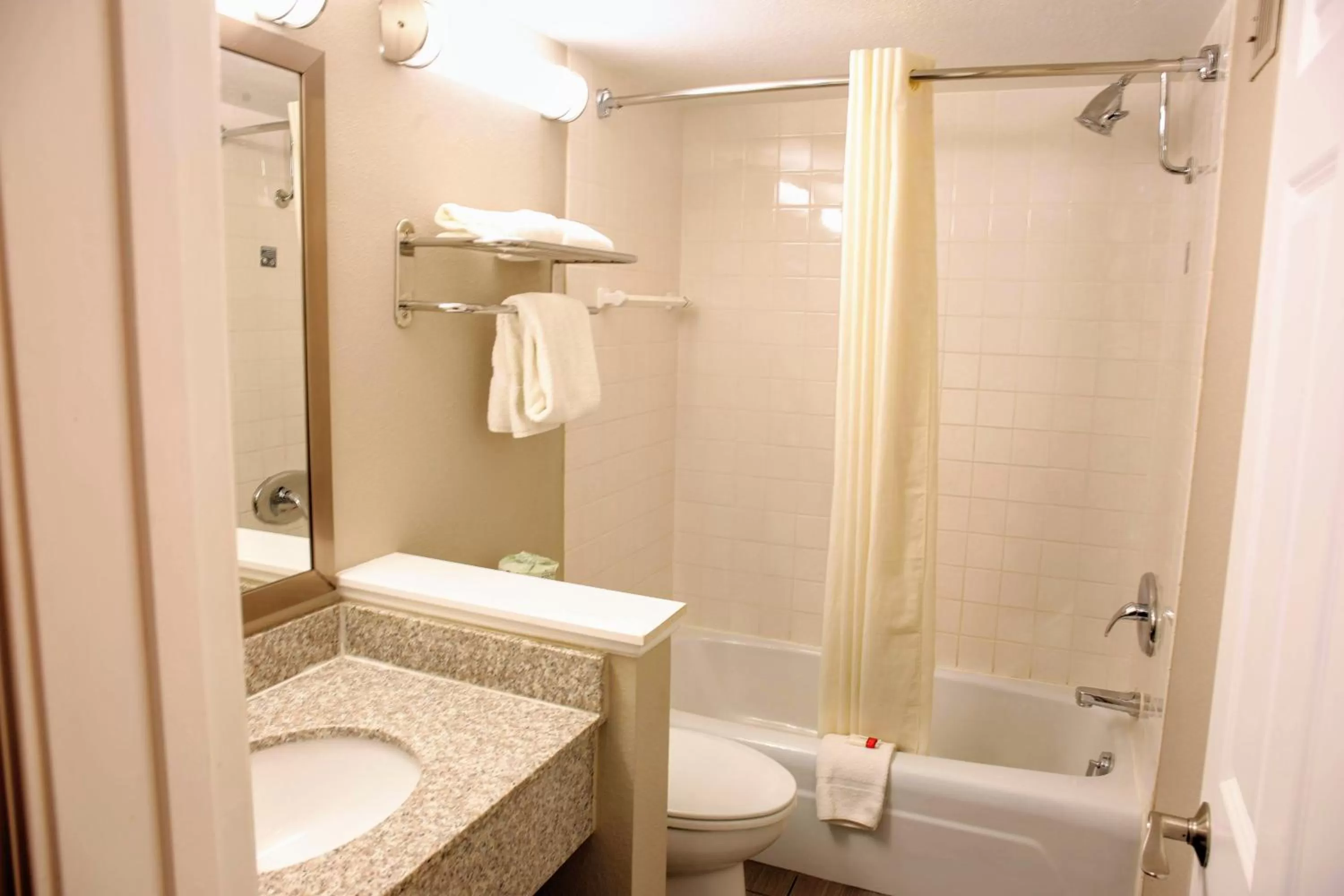 Baymont by Wyndham Effingham