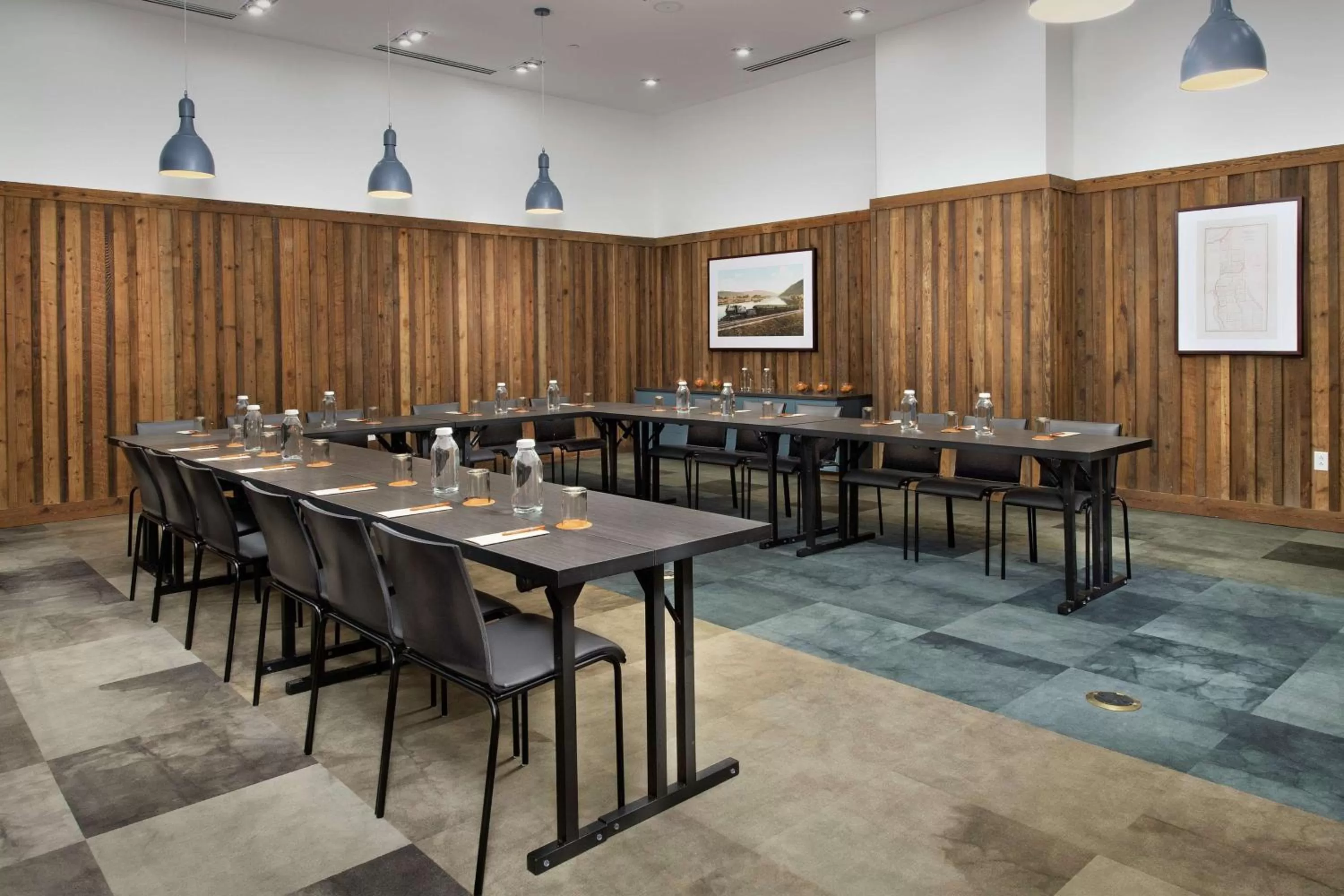 Meeting/conference room in Canopy By Hilton Ithaca Downtown