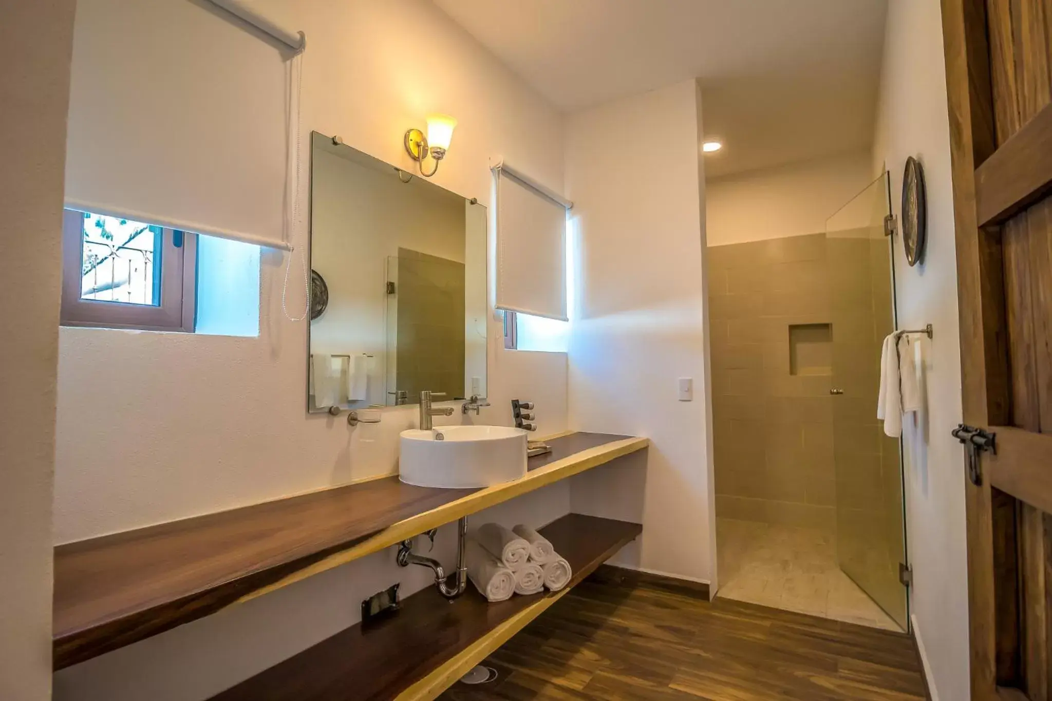 Bathroom in Refugio del Mar Luxury Hotel Boutique