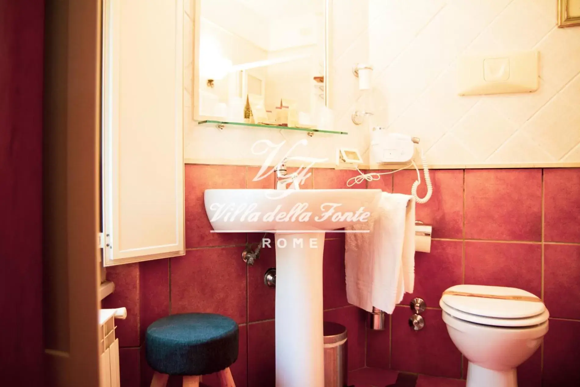 Toilet, Bathroom in Villa della Fonte