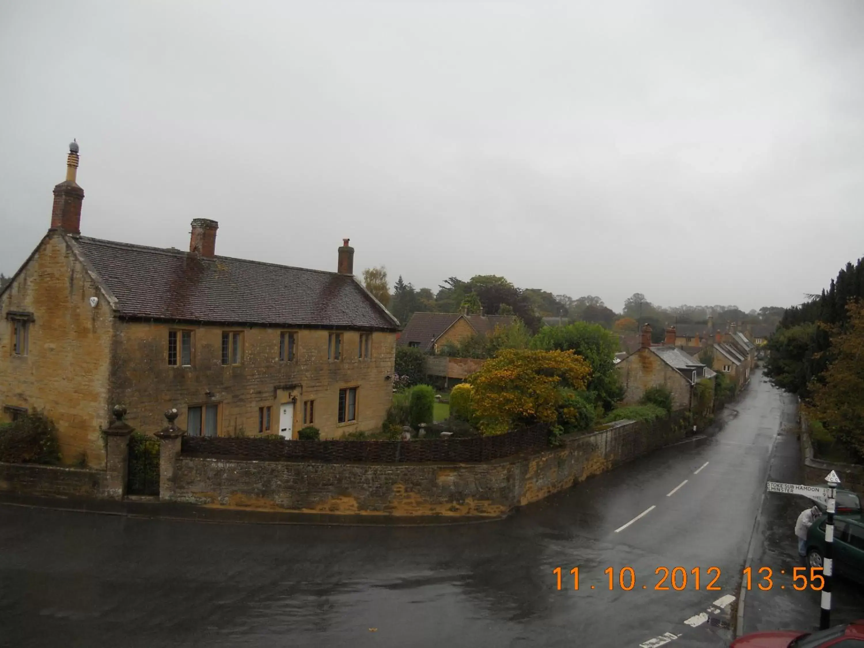 Neighbourhood, Property Building in The Kings Arms Inn