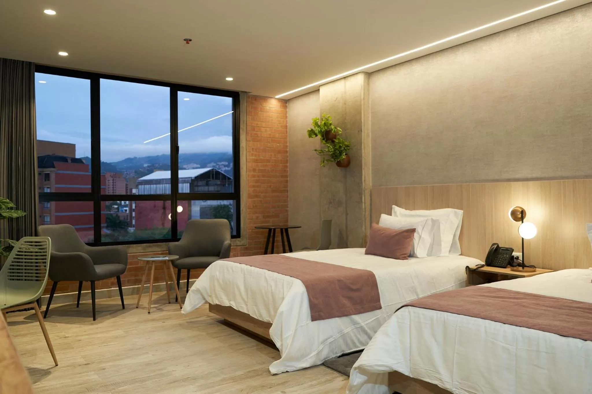 Photo of the whole room, Bed in Eutopiq Hotel