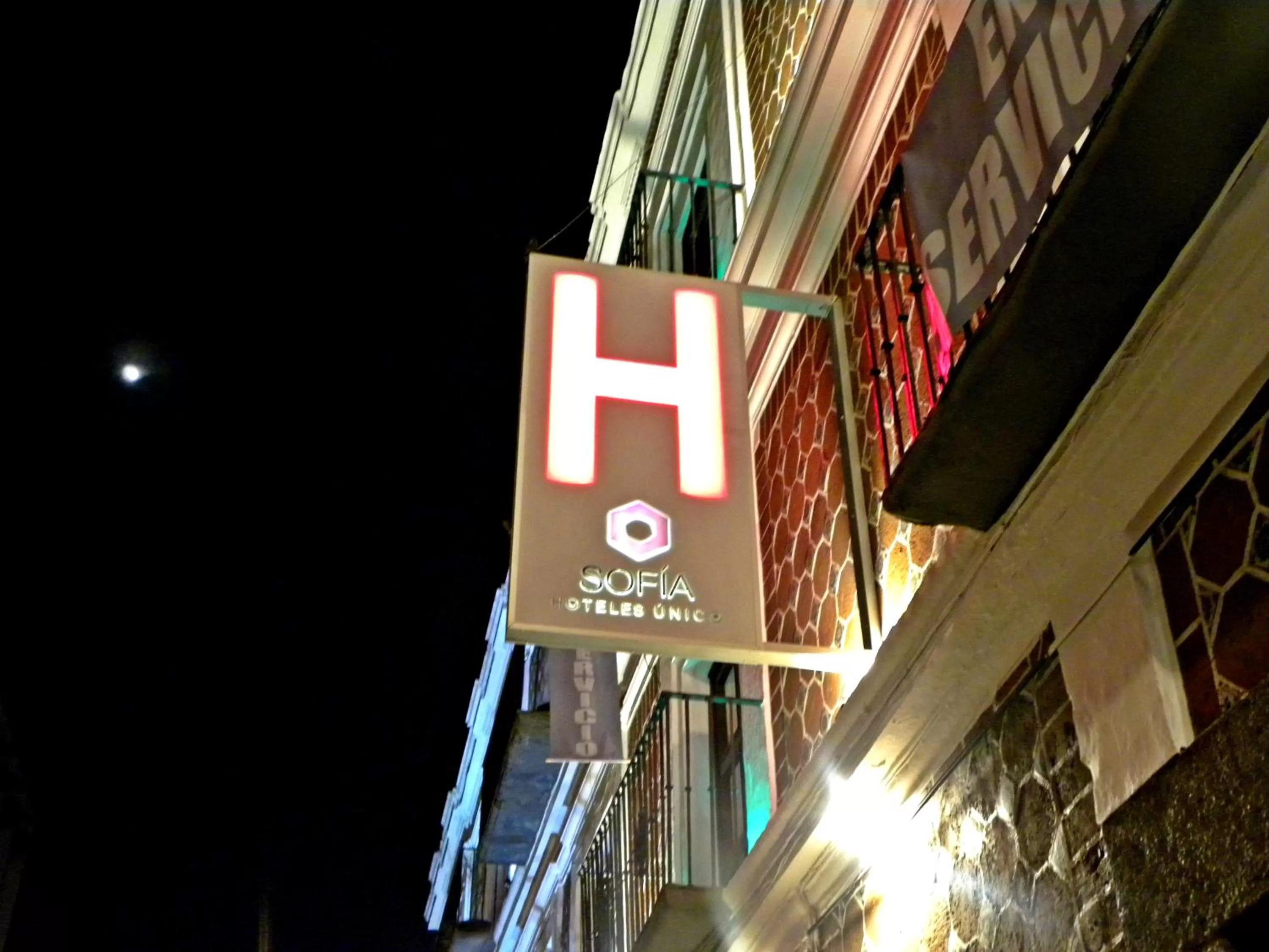 Facade/entrance in Hotel Sofia