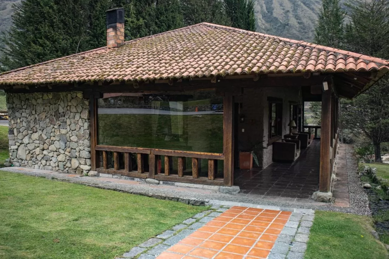Facade/entrance in Hacienda Hostería Dos Chorreras