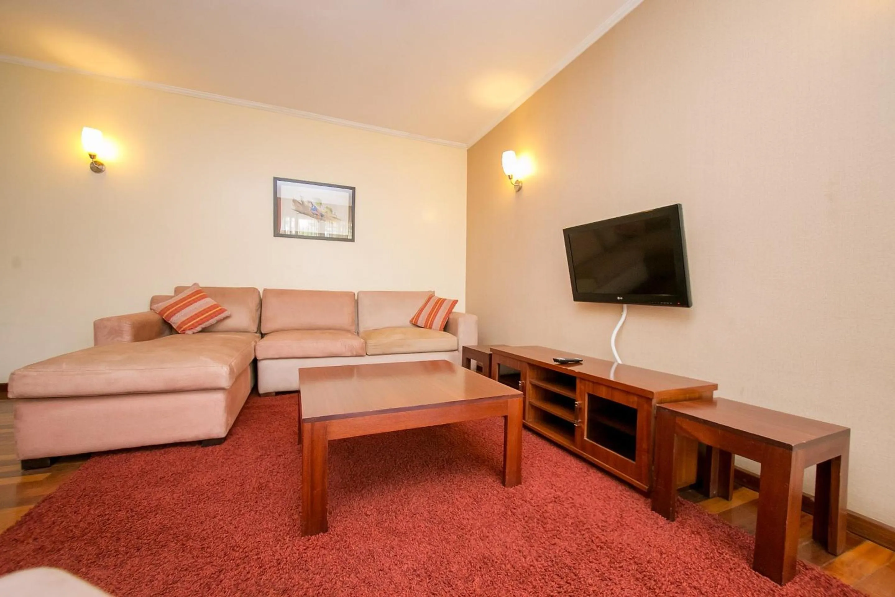 Living room in Waridi Paradise Hotel and Suites