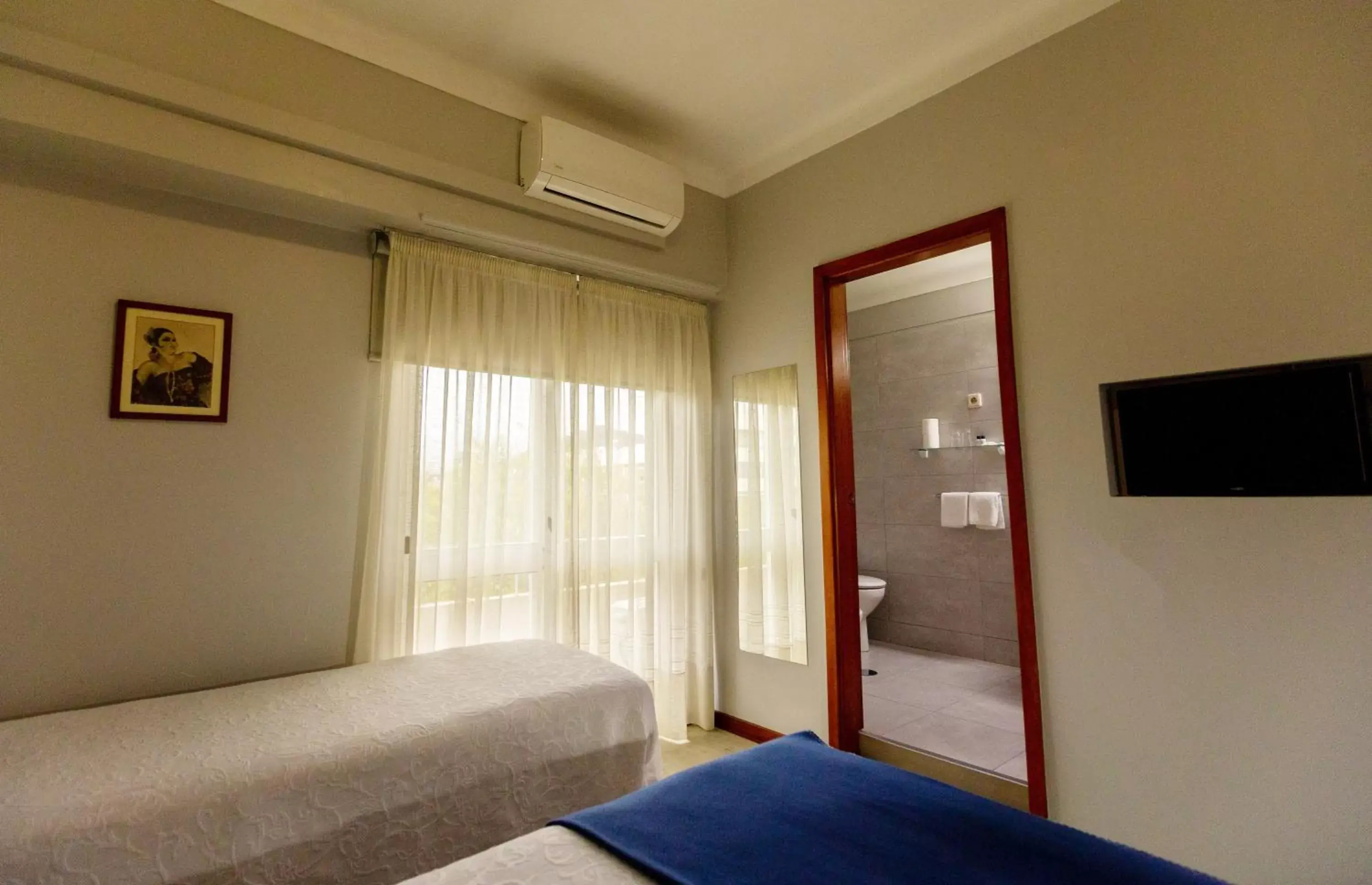 TV and multimedia, Seating Area in Hotel Sao Nicolau