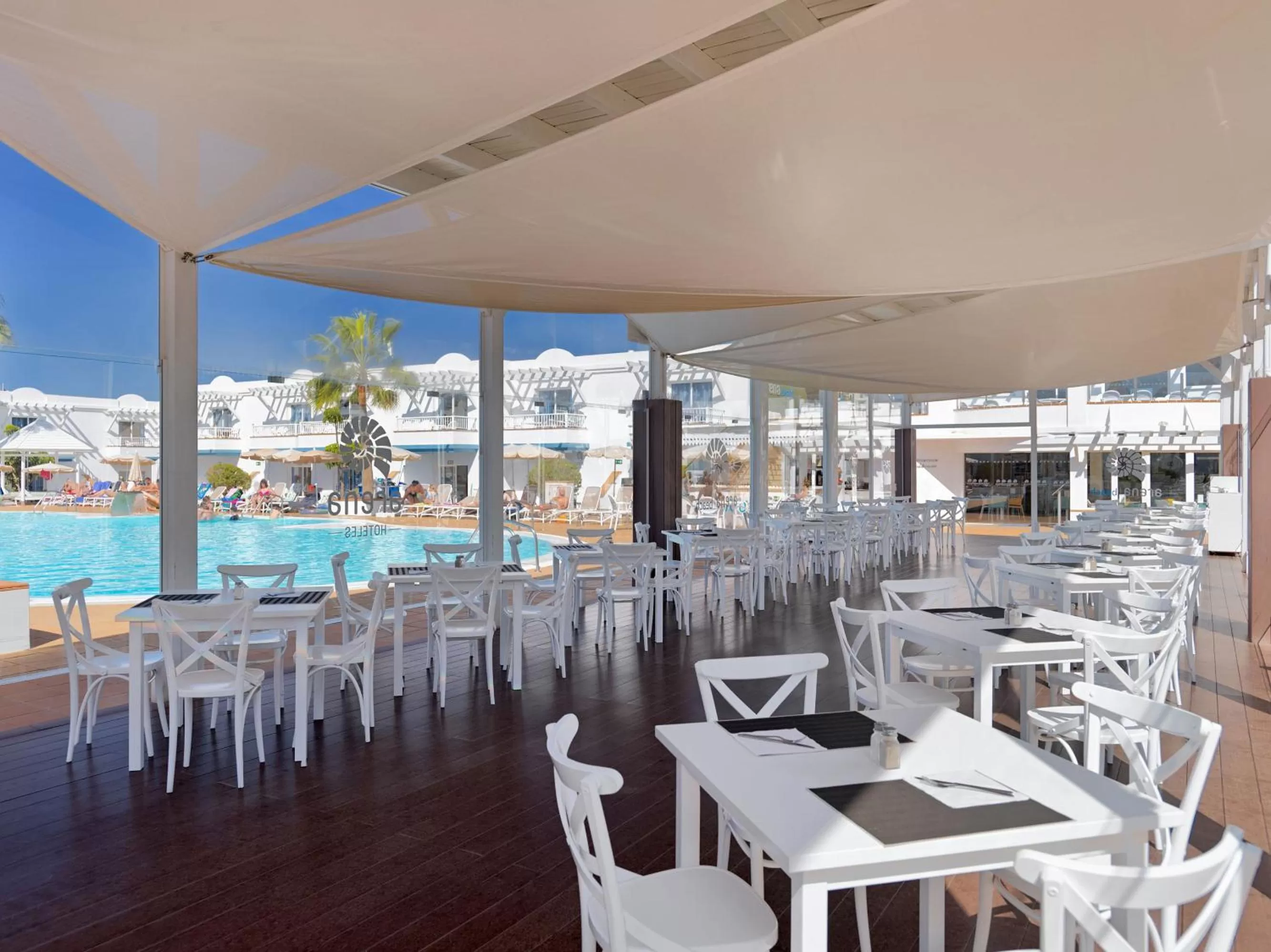 Restaurant/places to eat in Hotel Arena Beach