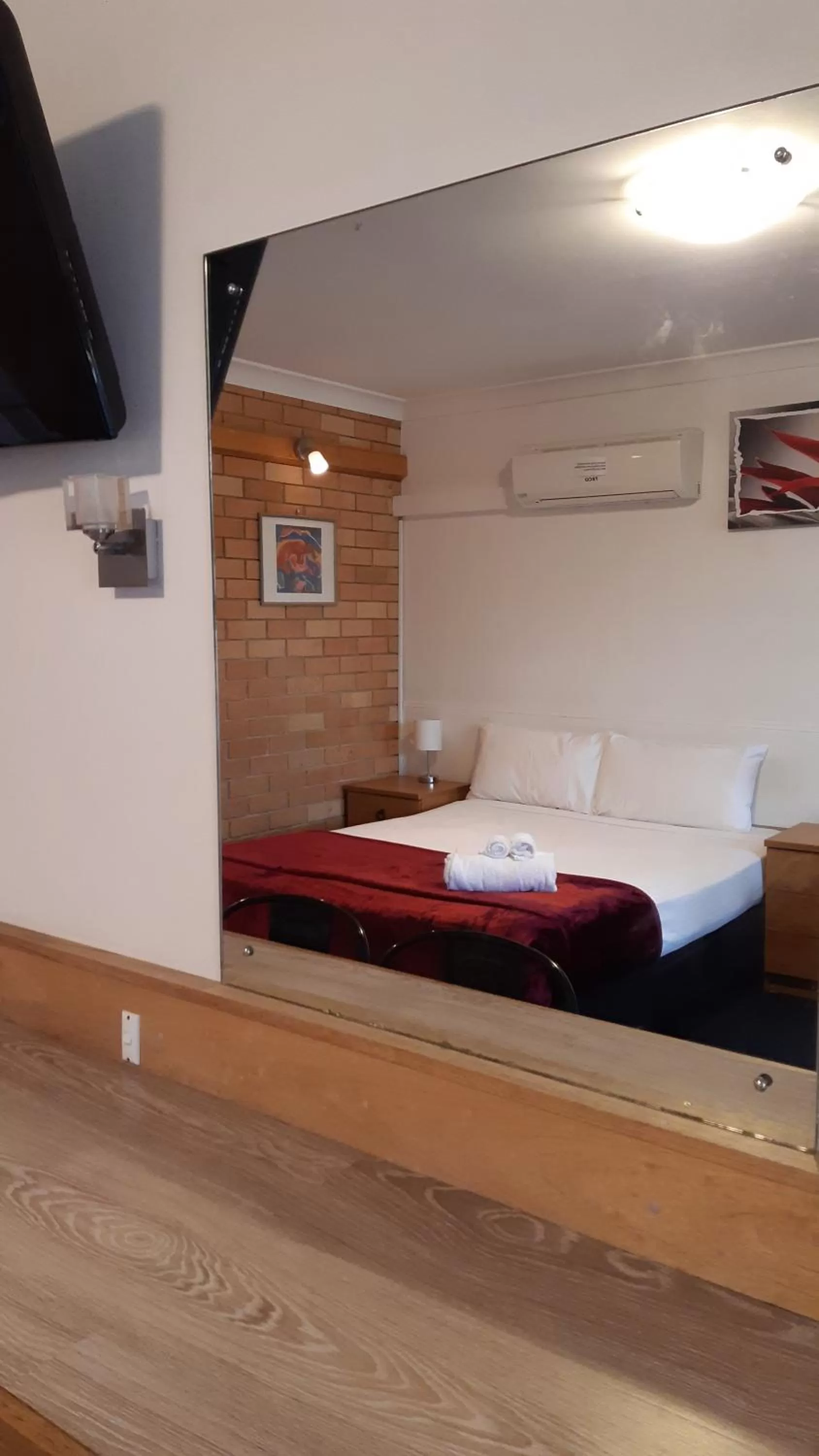 Bed in Hunter Valley Motel