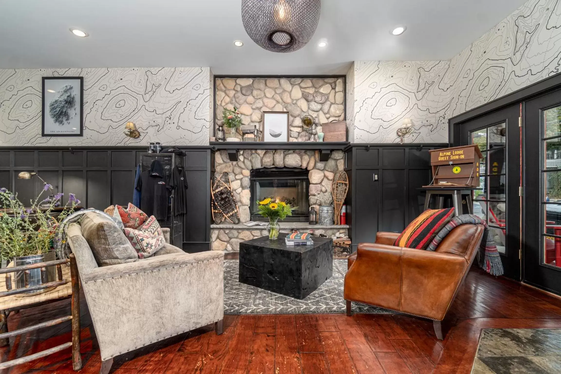 Lobby or reception, Seating Area in The Alpine Lodge